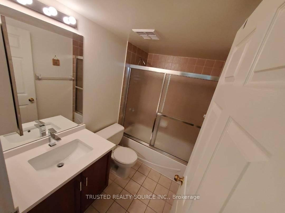 Photo 12 of Unit 308, 43 Eglinton Avenue E, Toronto, Mount Pleasant West — HOMEH