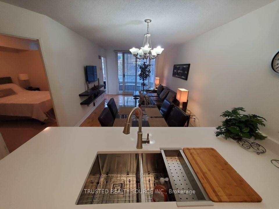 Photo 16 of Unit 308, 43 Eglinton Avenue E, Toronto, Mount Pleasant West — HOMEH
