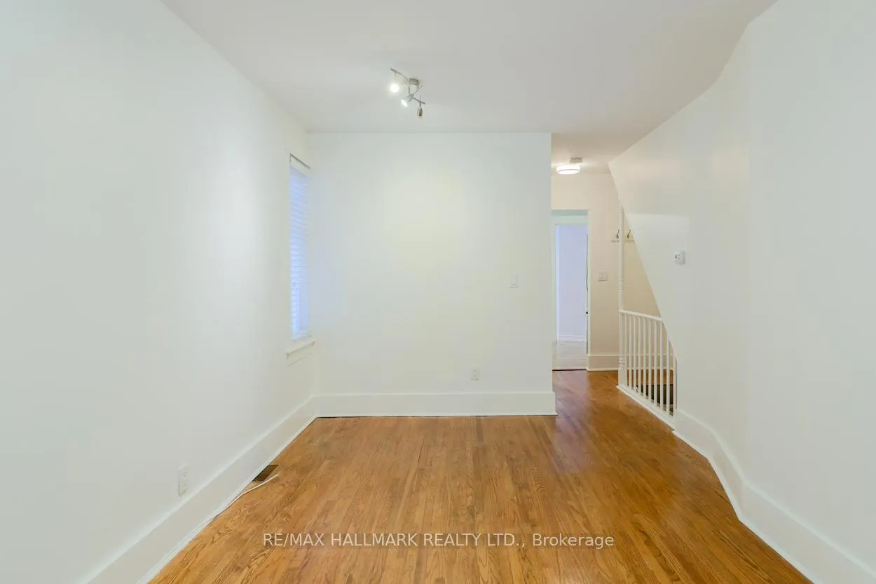Photo 6 of Unit Main & Lower, 171 Wheeler Avenue, Toronto, The Beaches — HOMEH