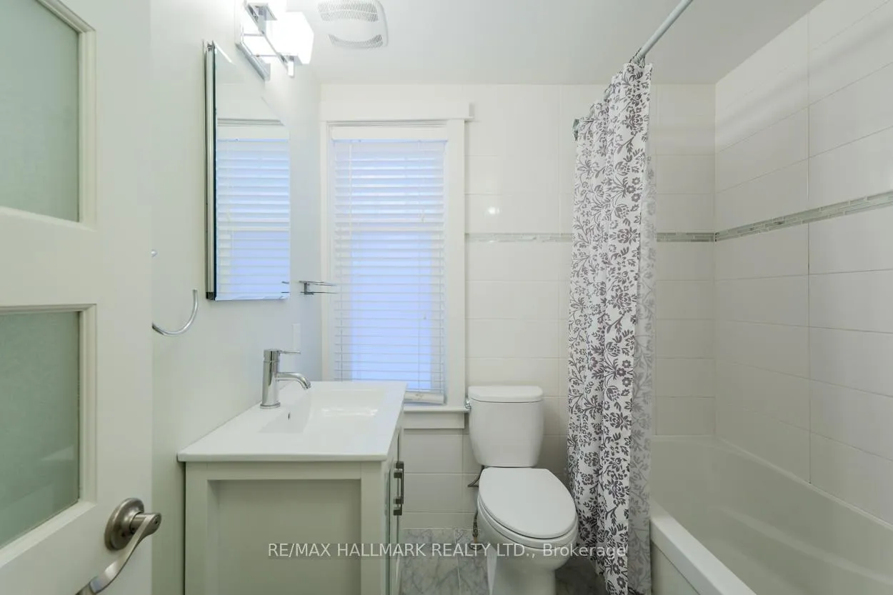 Photo 15 of Unit Main & Lower, 171 Wheeler Avenue, Toronto, The Beaches — HOMEH