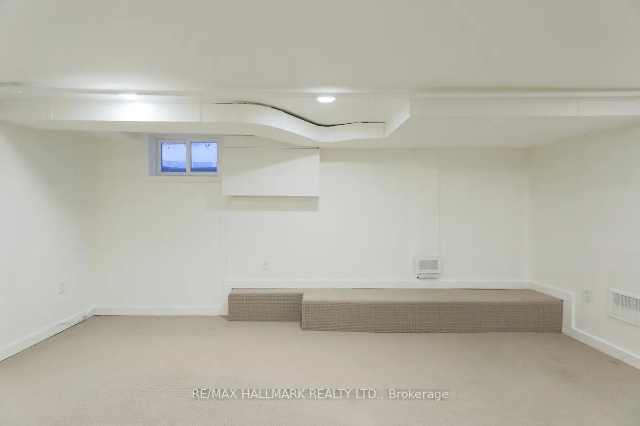 Photo 17 of Unit Main & Lower, 171 Wheeler Avenue, Toronto, The Beaches — HOMEH