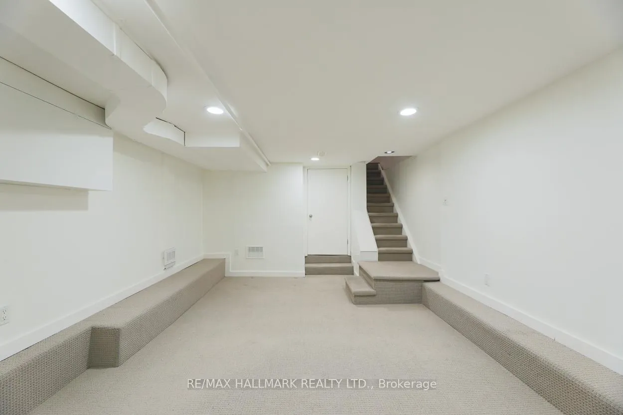 Photo 18 of Unit Main & Lower, 171 Wheeler Avenue, Toronto, The Beaches — HOMEH