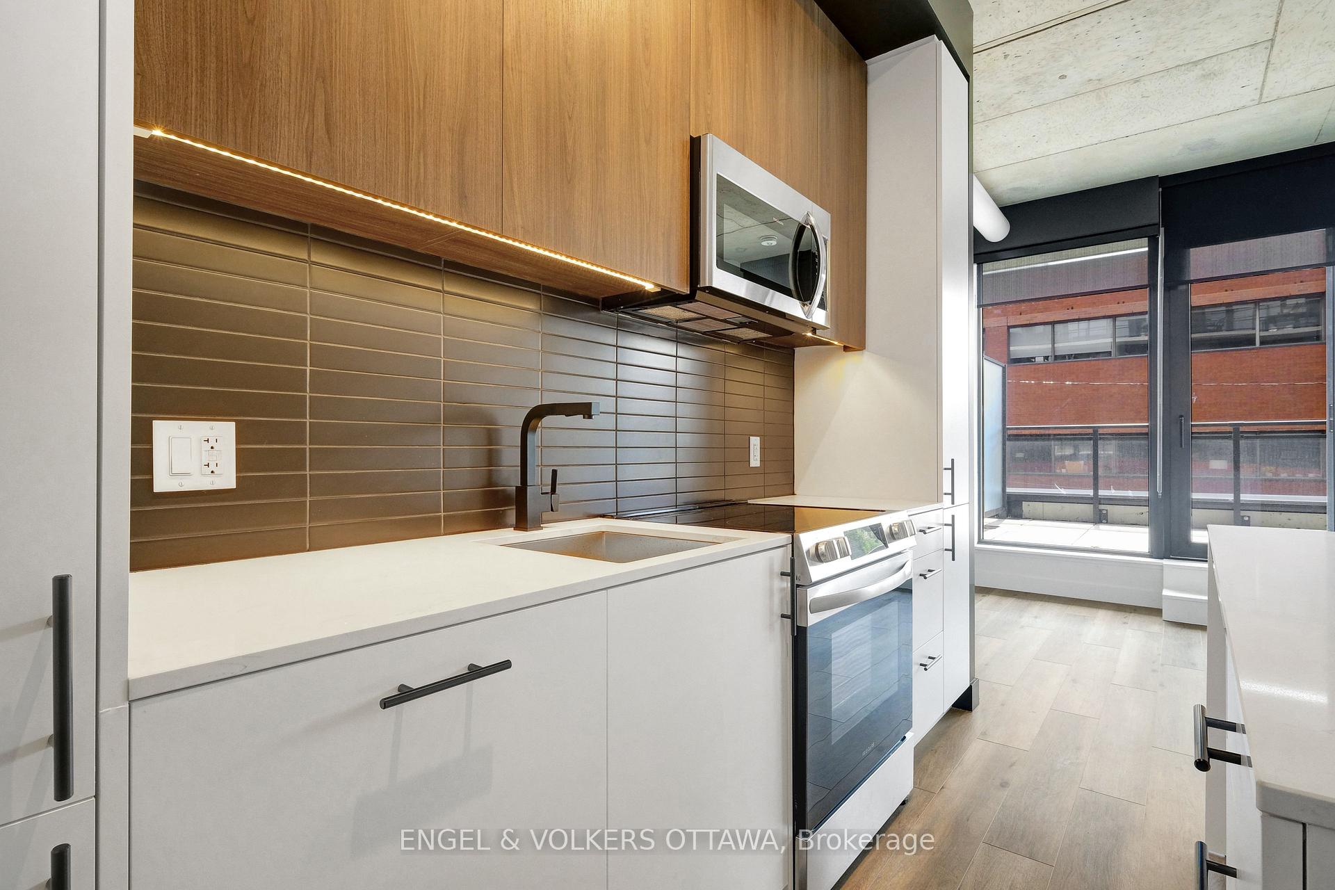 Photo 10 of Unit 215, 10 James Street, Ottawa, Ottawa Centre — HOMEH
