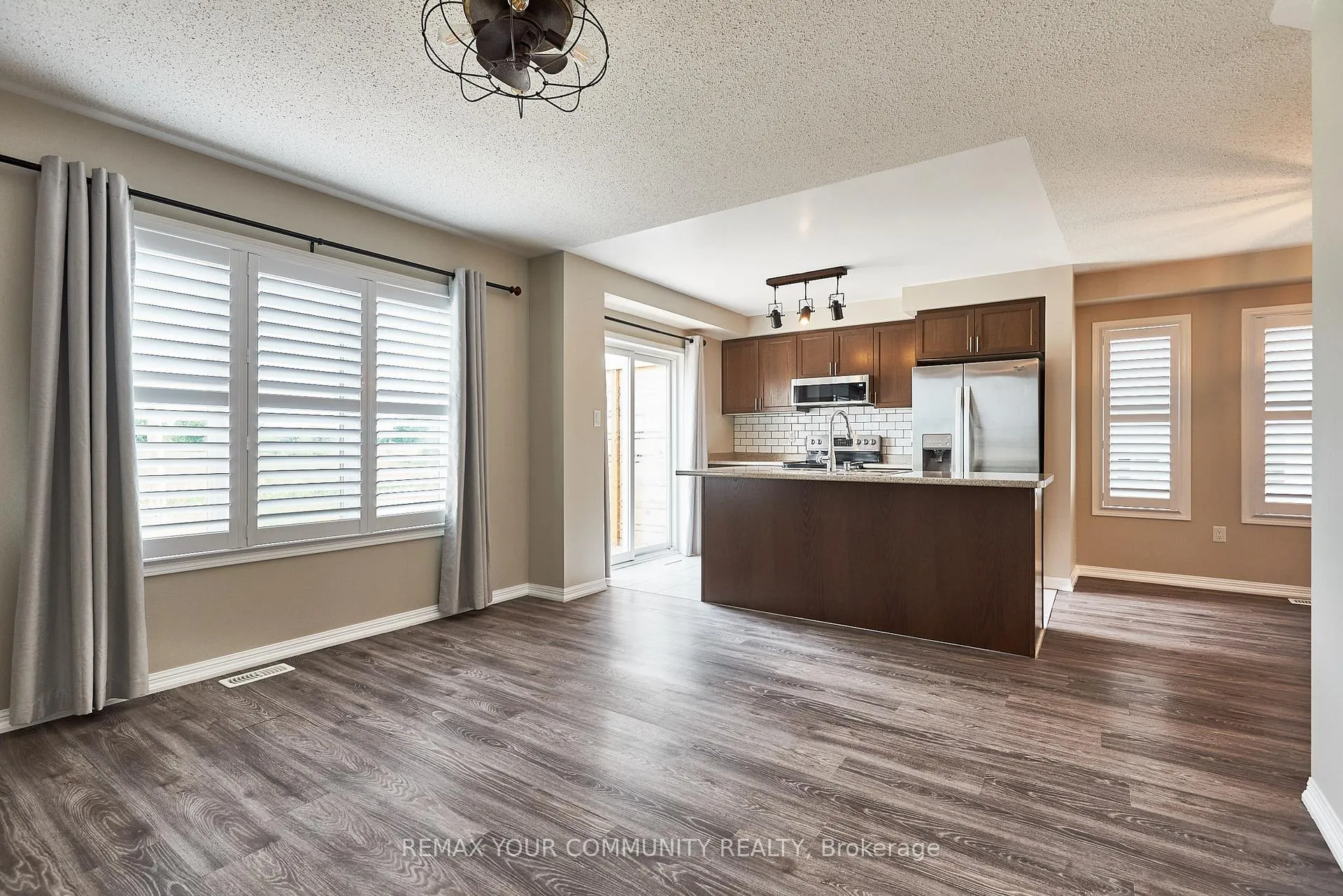 Photo 13 of 10 Don Hadden Crescent, Brock, Sunderland — HOMEH