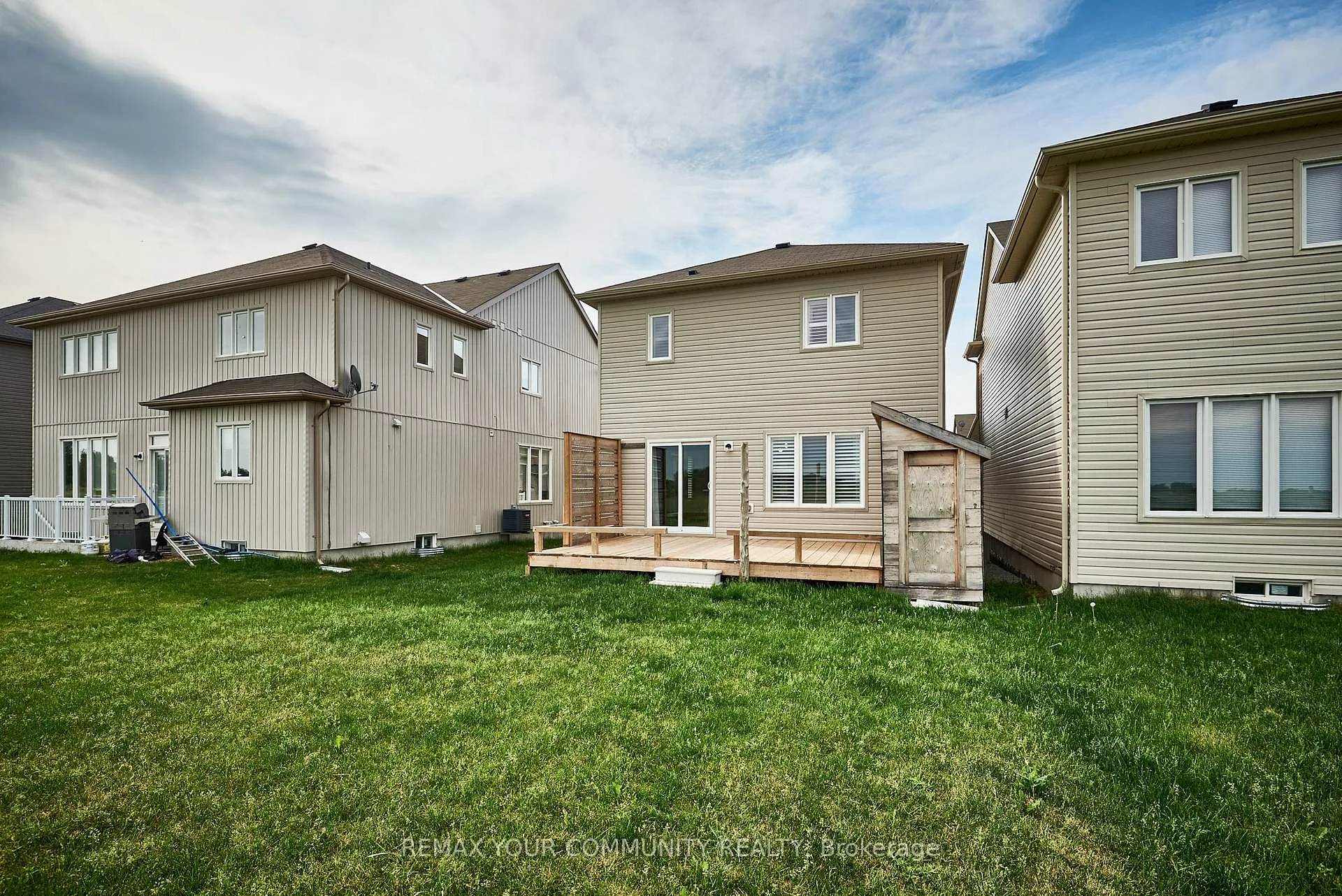 Photo 37 of 10 Don Hadden Crescent, Brock, Sunderland — HOMEH