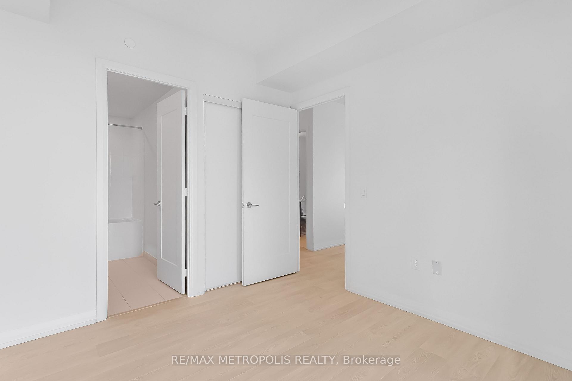 Photo 8 of Unit 1711, 27 Korda Gate, Vaughan, Vellore Village — HOMEH