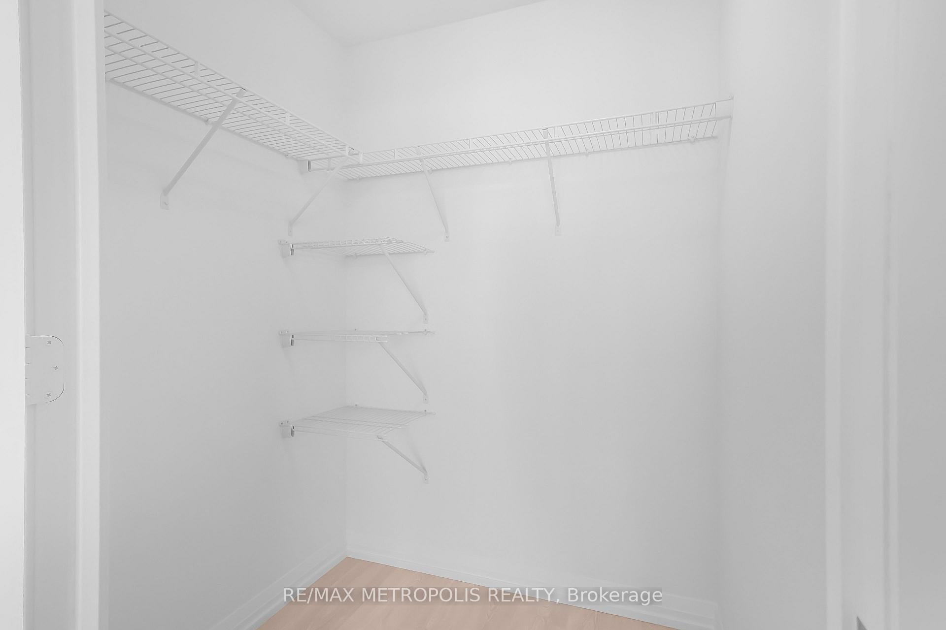 Photo 12 of Unit 1711, 27 Korda Gate, Vaughan, Vellore Village — HOMEH