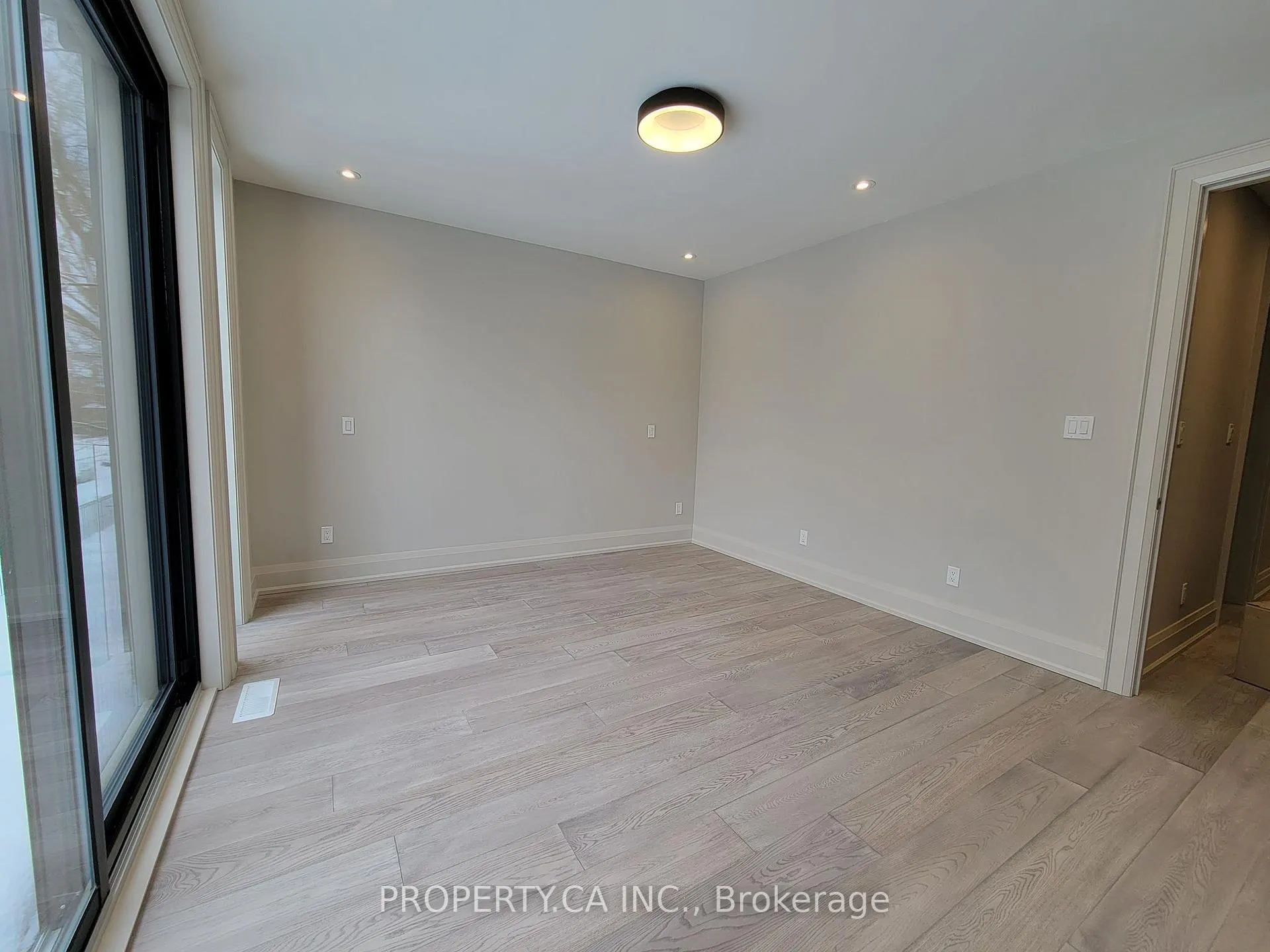 Photo 12 of Unit 6, 47 Madison Avenue, Toronto, The Annex — HOMEH