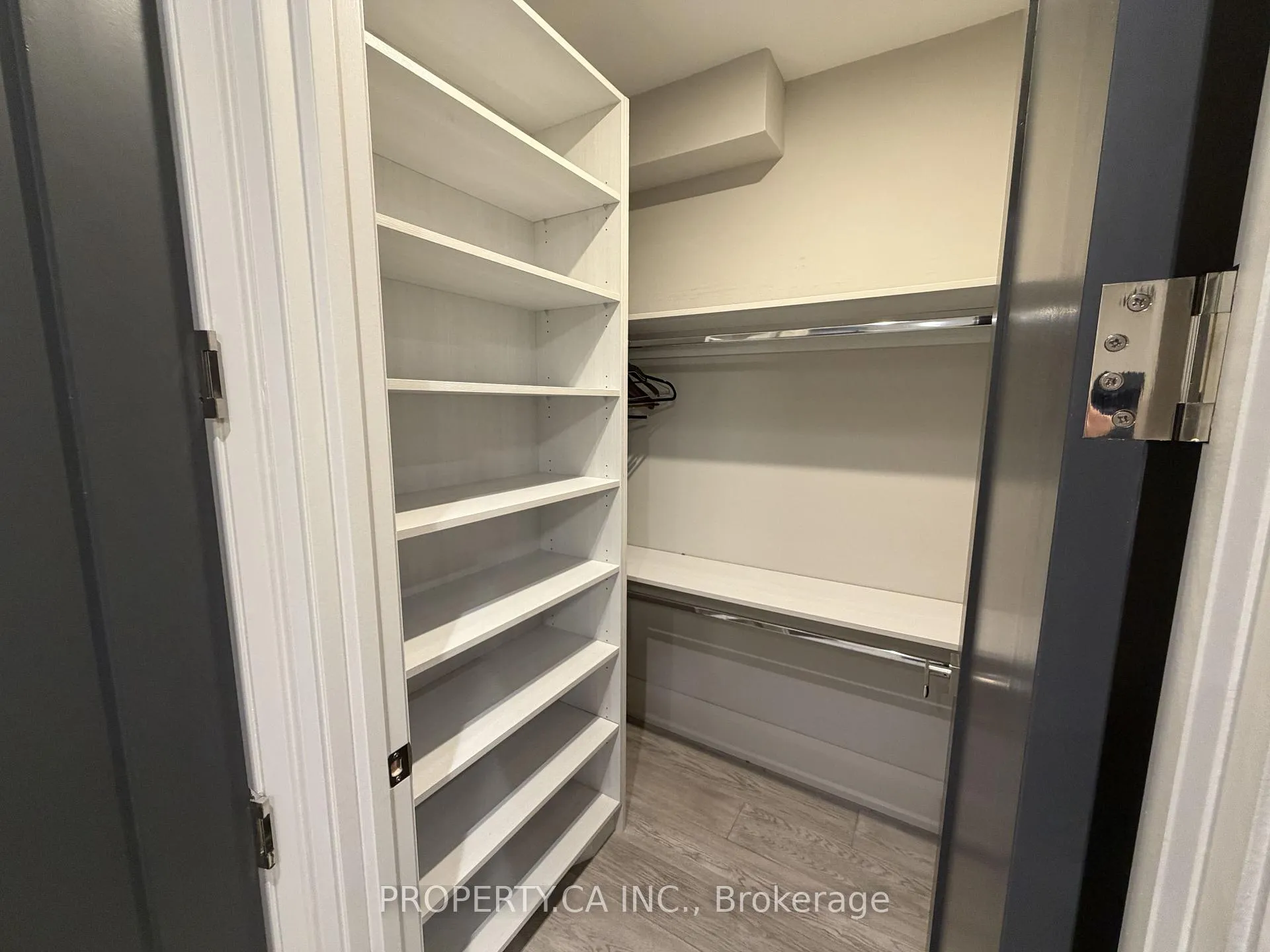 Photo 13 of Unit 6, 47 Madison Avenue, Toronto, The Annex — HOMEH
