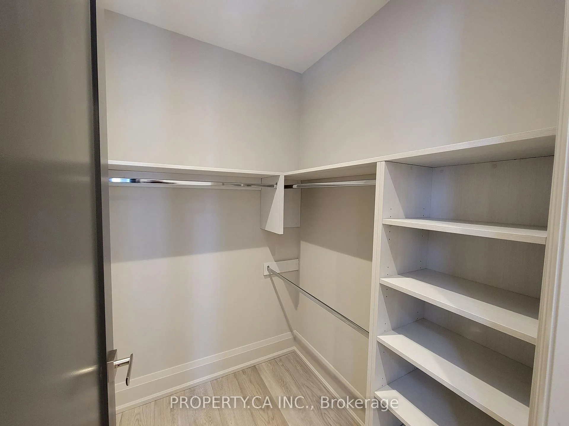 Photo 23 of Unit 6, 47 Madison Avenue, Toronto, The Annex — HOMEH