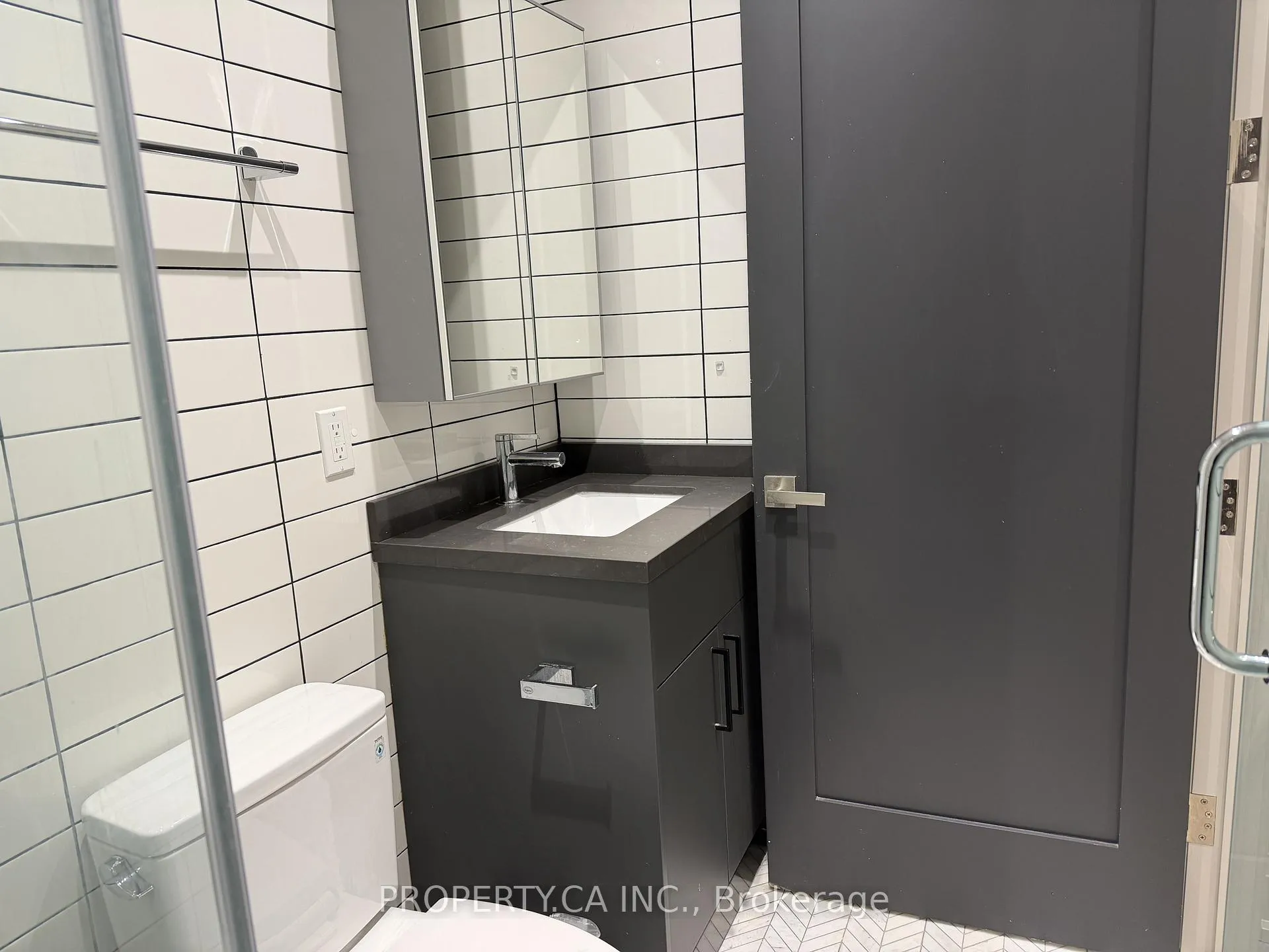 Photo 24 of Unit 6, 47 Madison Avenue, Toronto, The Annex — HOMEH