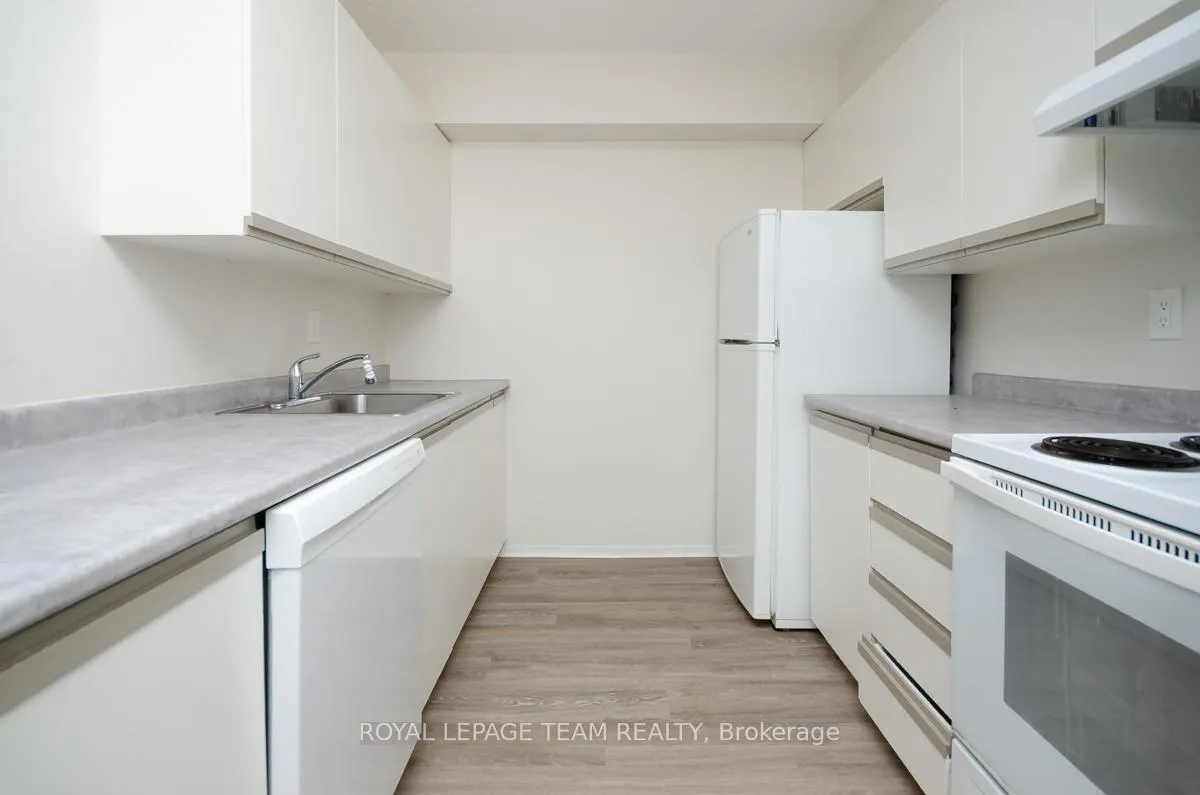 Photo 6 of Unit 607, 110 Forward Avenue, Ottawa, Mechanicsville — HOMEH