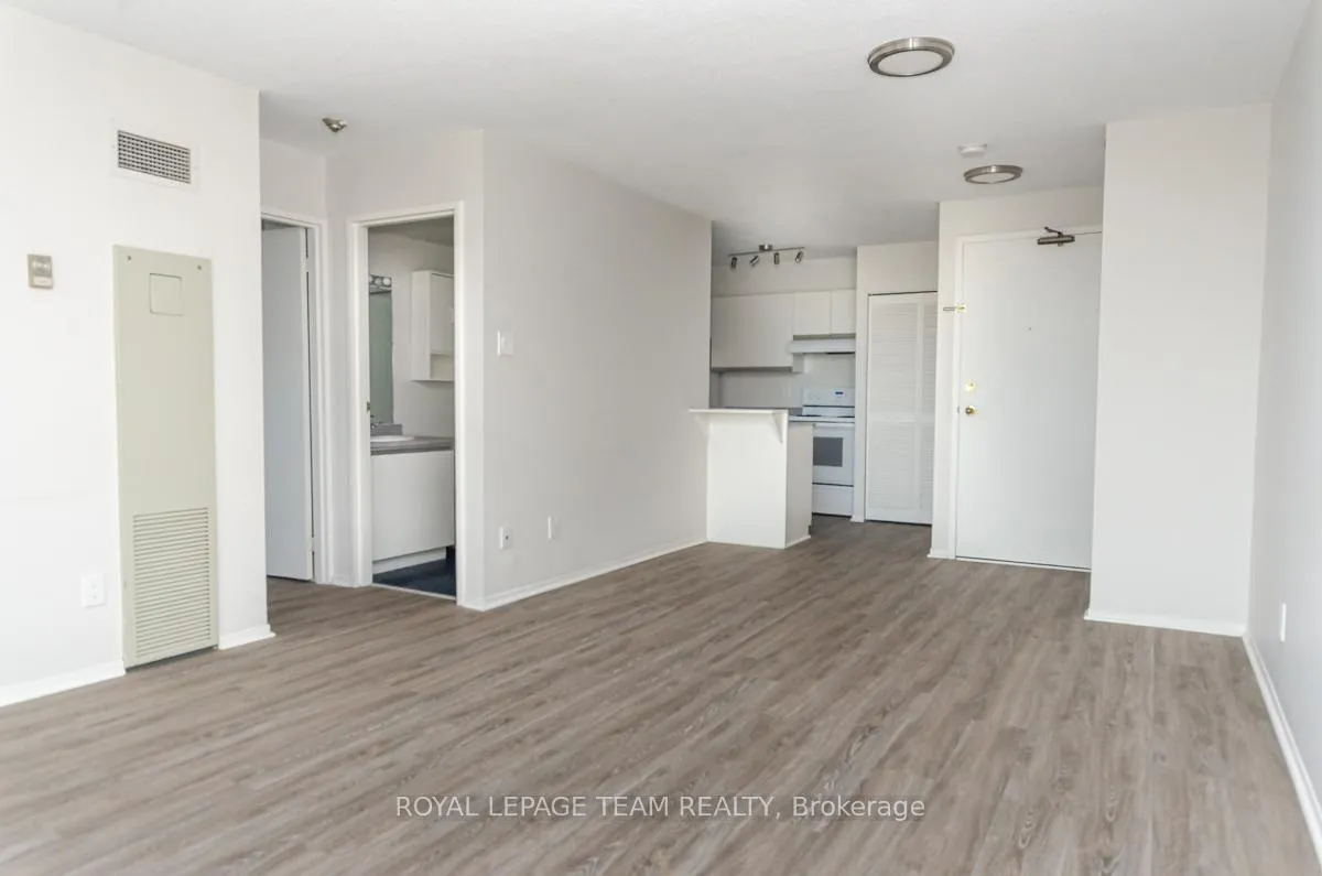 Photo 9 of Unit 607, 110 Forward Avenue, Ottawa, Mechanicsville — HOMEH