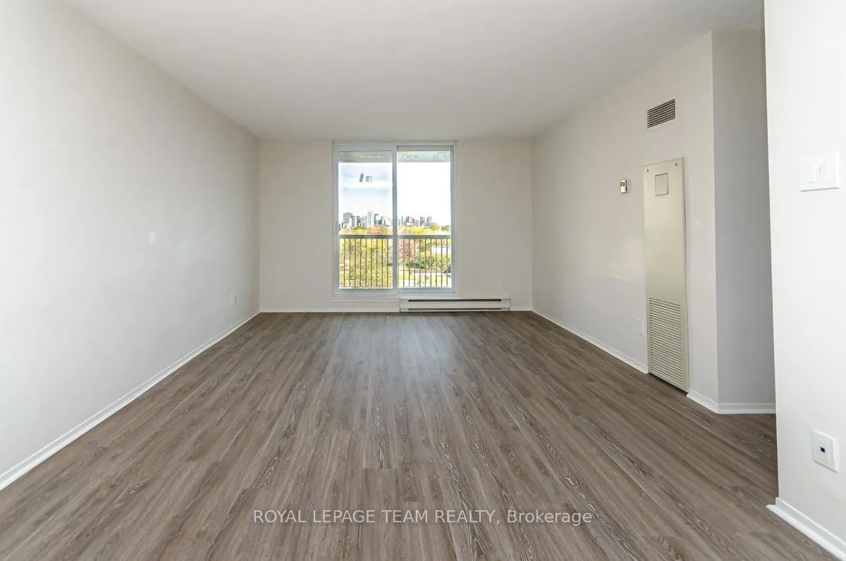 Photo 10 of Unit 607, 110 Forward Avenue, Ottawa, Mechanicsville — HOMEH