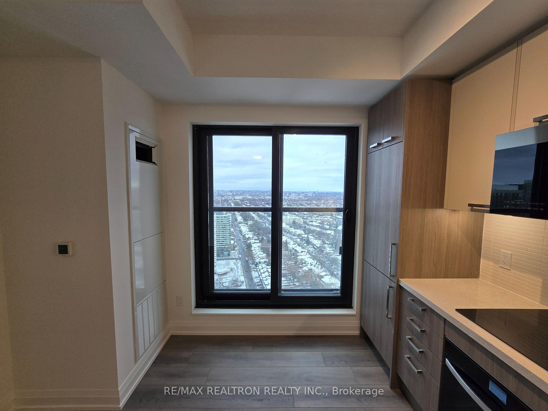Photo 9 of Unit 3502, 20 Soudan Avenue, Toronto, Mount Pleasant West — HOMEH