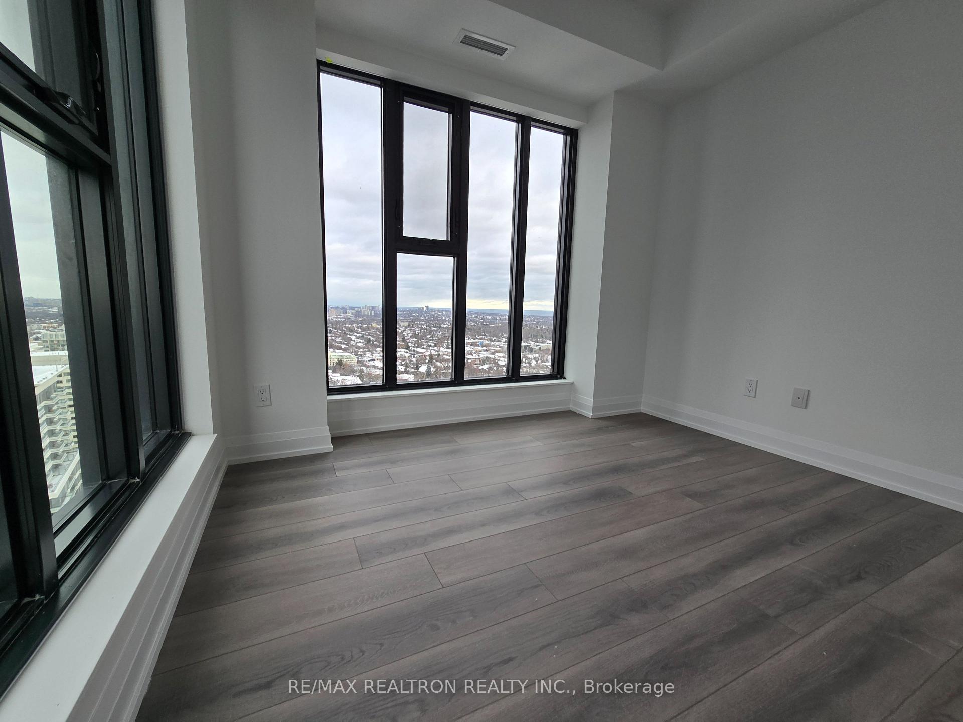 Photo 11 of Unit 3502, 20 Soudan Avenue, Toronto, Mount Pleasant West — HOMEH