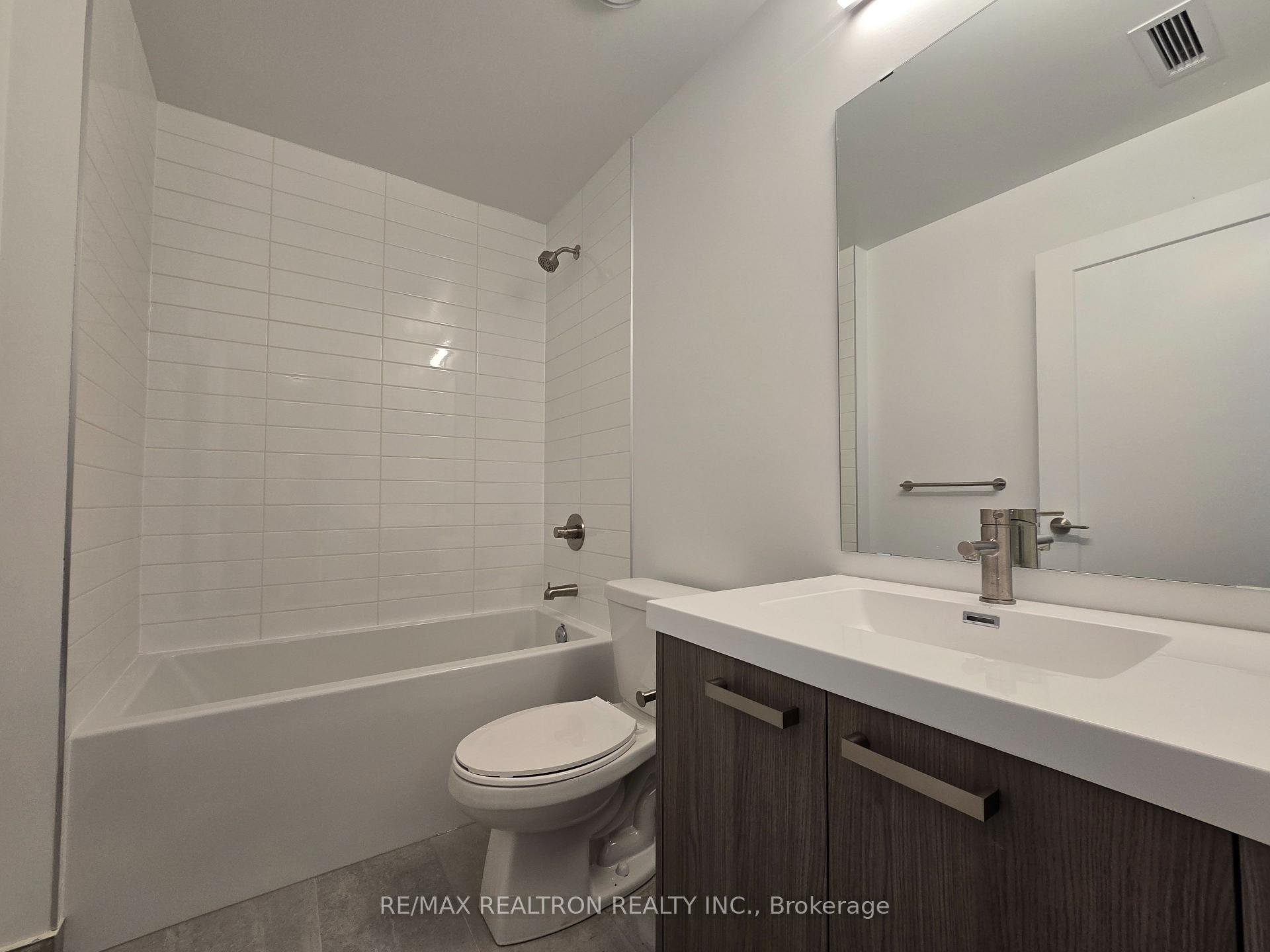 Photo 13 of Unit 3502, 20 Soudan Avenue, Toronto, Mount Pleasant West — HOMEH