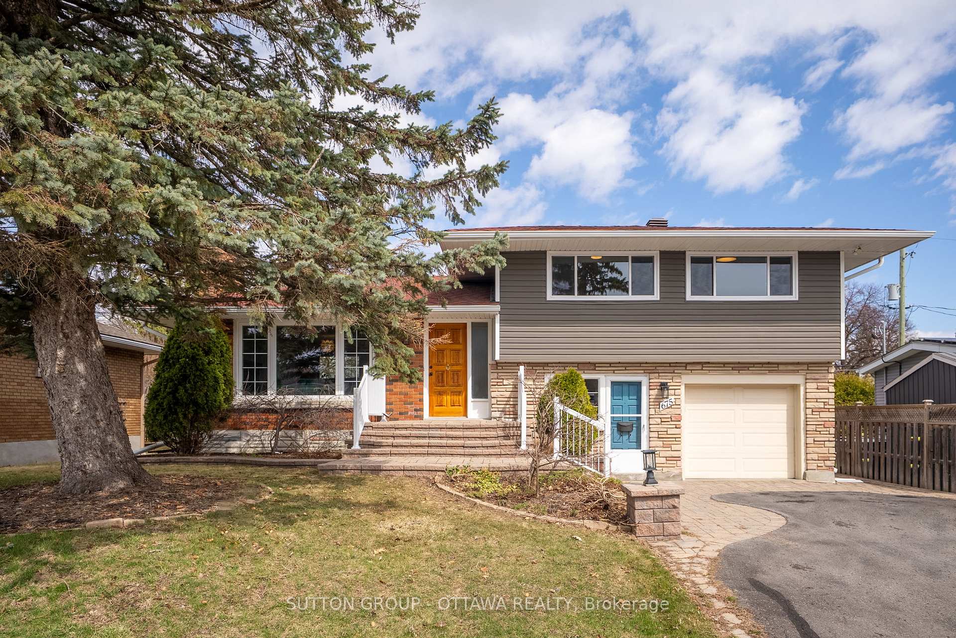 Front of 675 Pleasant Park Road