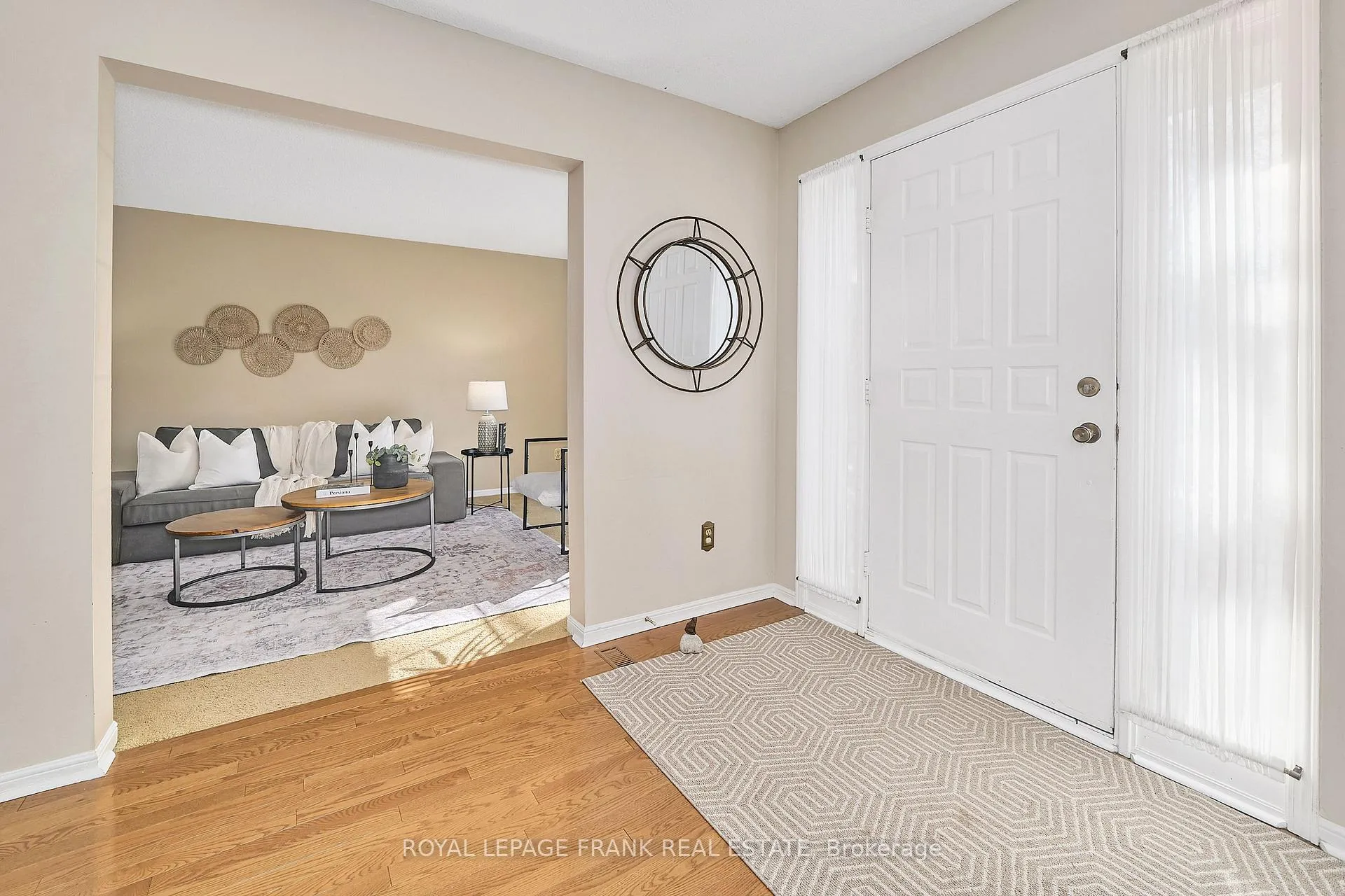 Photo 8 of 3 Hialeah Crescent, Whitby, Blue Grass Meadows — HOMEH