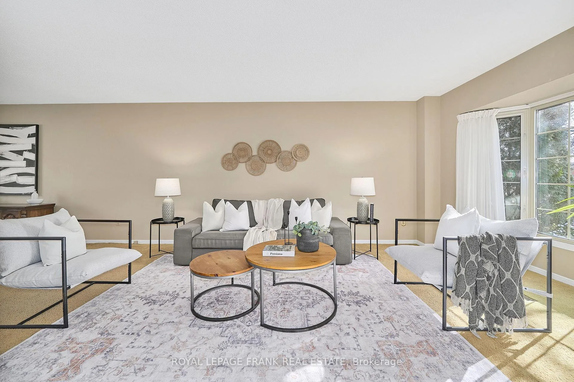 Photo 9 of 3 Hialeah Crescent, Whitby, Blue Grass Meadows — HOMEH