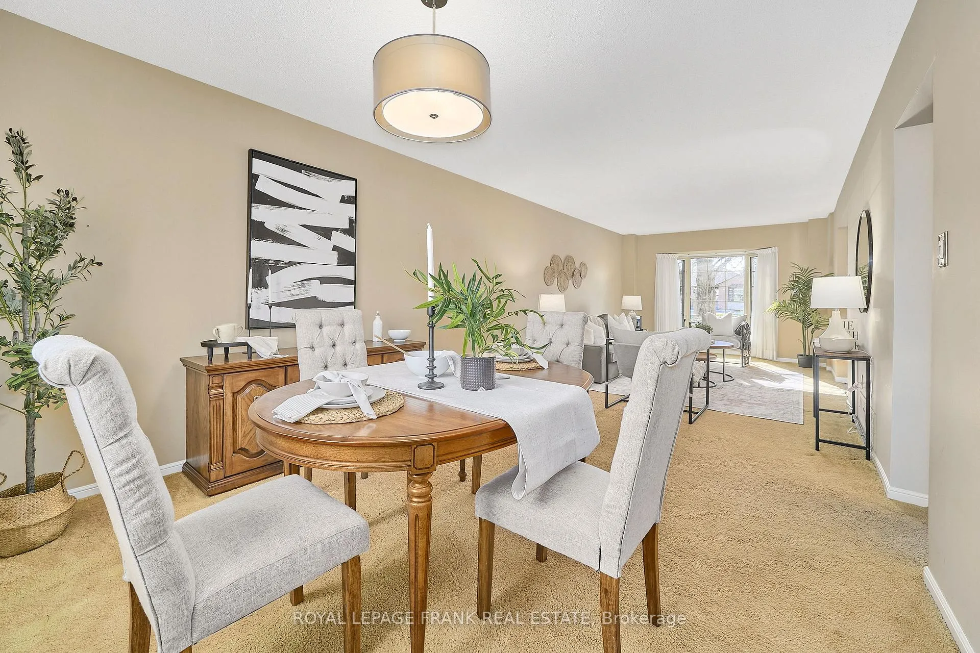 Photo 12 of 3 Hialeah Crescent, Whitby, Blue Grass Meadows — HOMEH