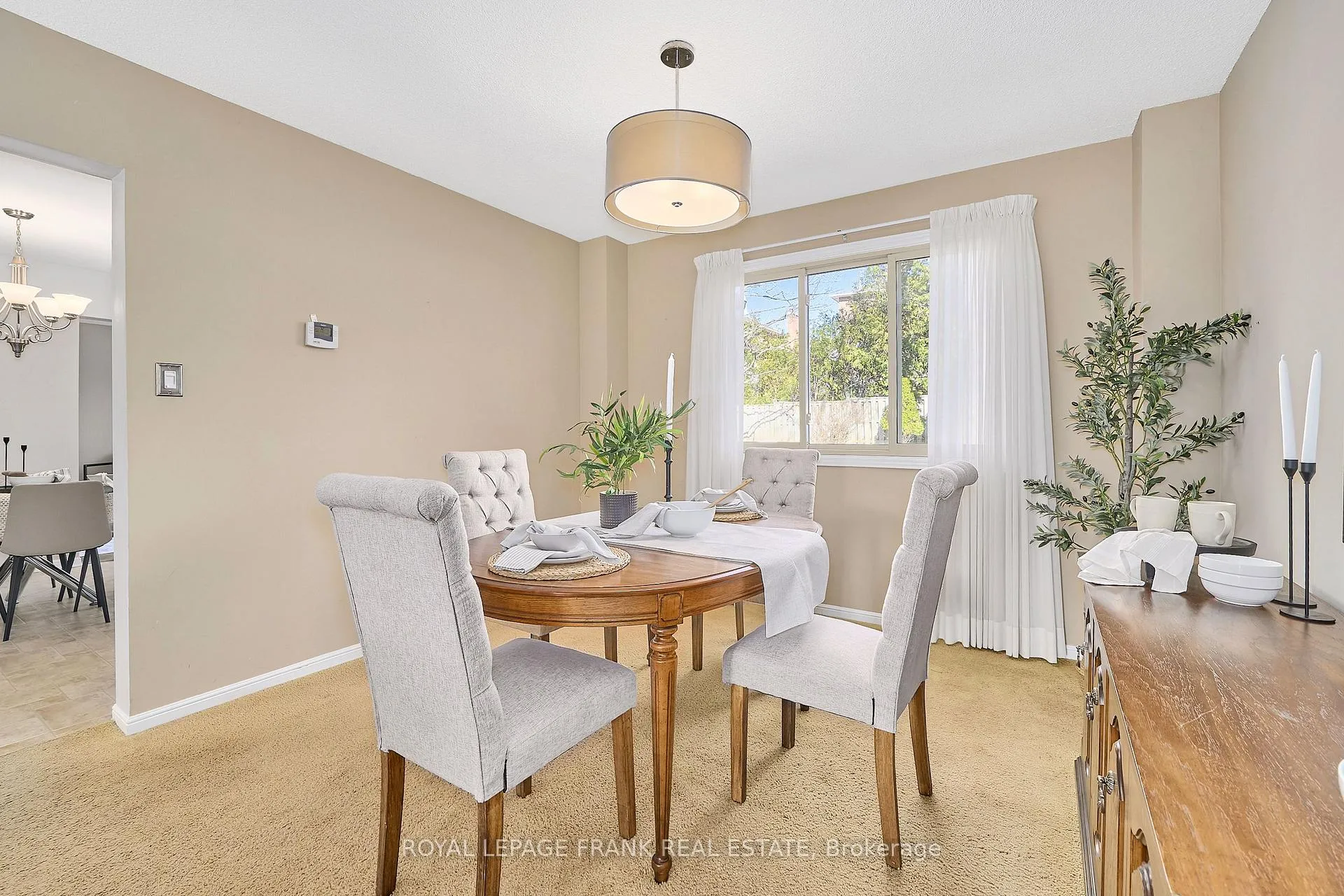 Photo 13 of 3 Hialeah Crescent, Whitby, Blue Grass Meadows — HOMEH