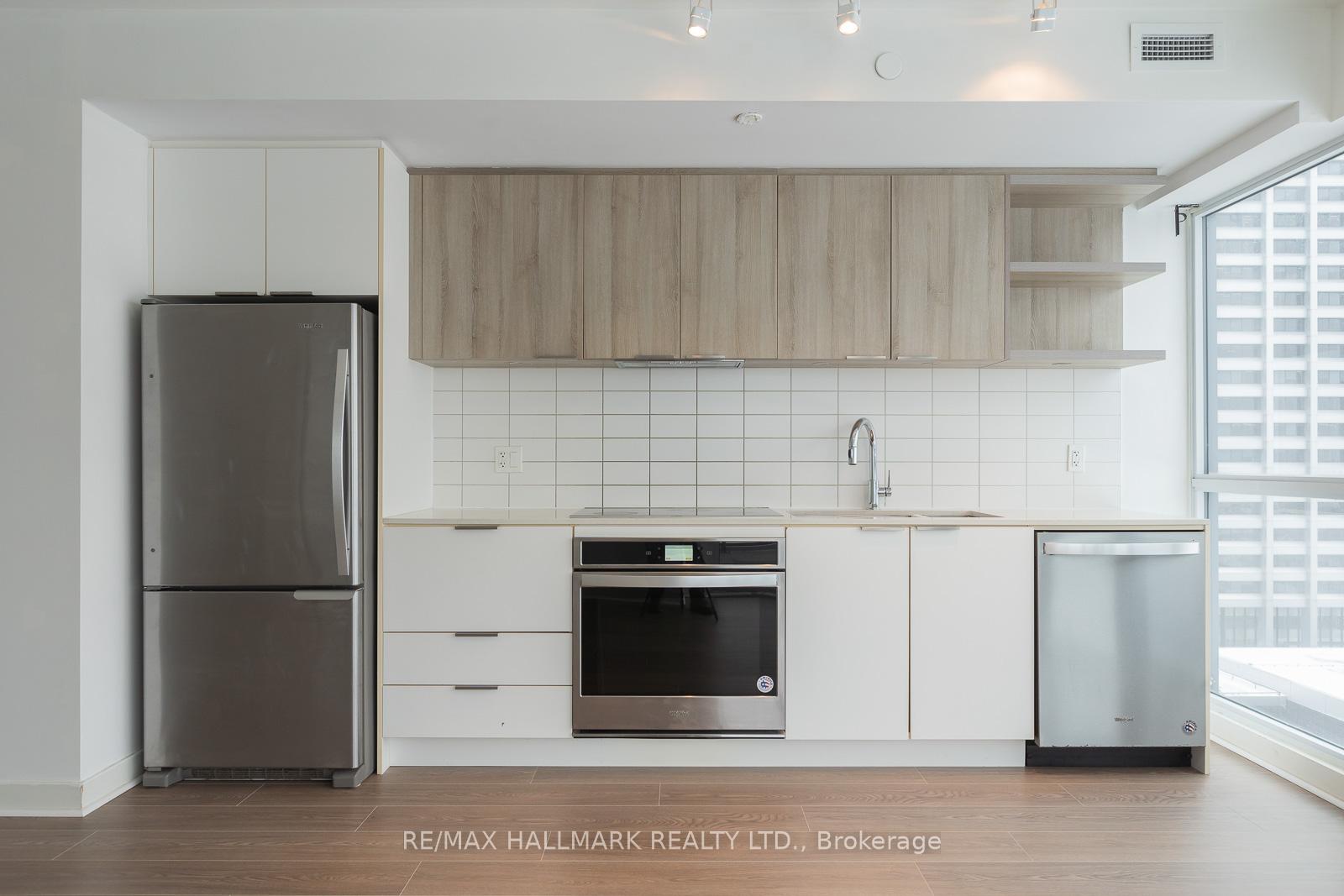 Photo 7 of Unit 1002, 6 Sonic Way, Toronto, Flemingdon Park — HOMEH