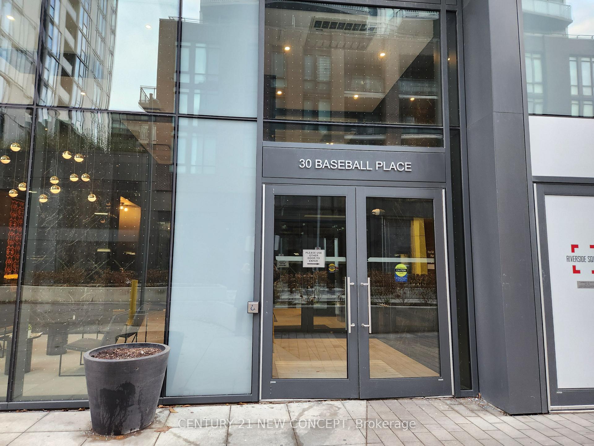 Photo 2 of Unit 819, 30 Baseball Place, Toronto, South Riverdale — HOMEH
