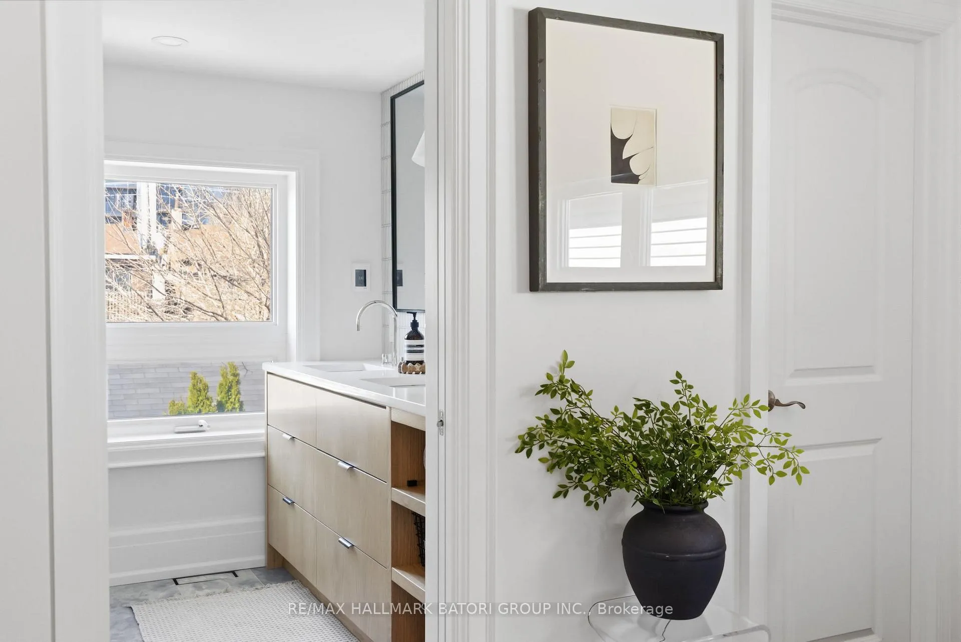 Photo 20 of 46 Melville Avenue, Toronto, The Annex — HOMEH