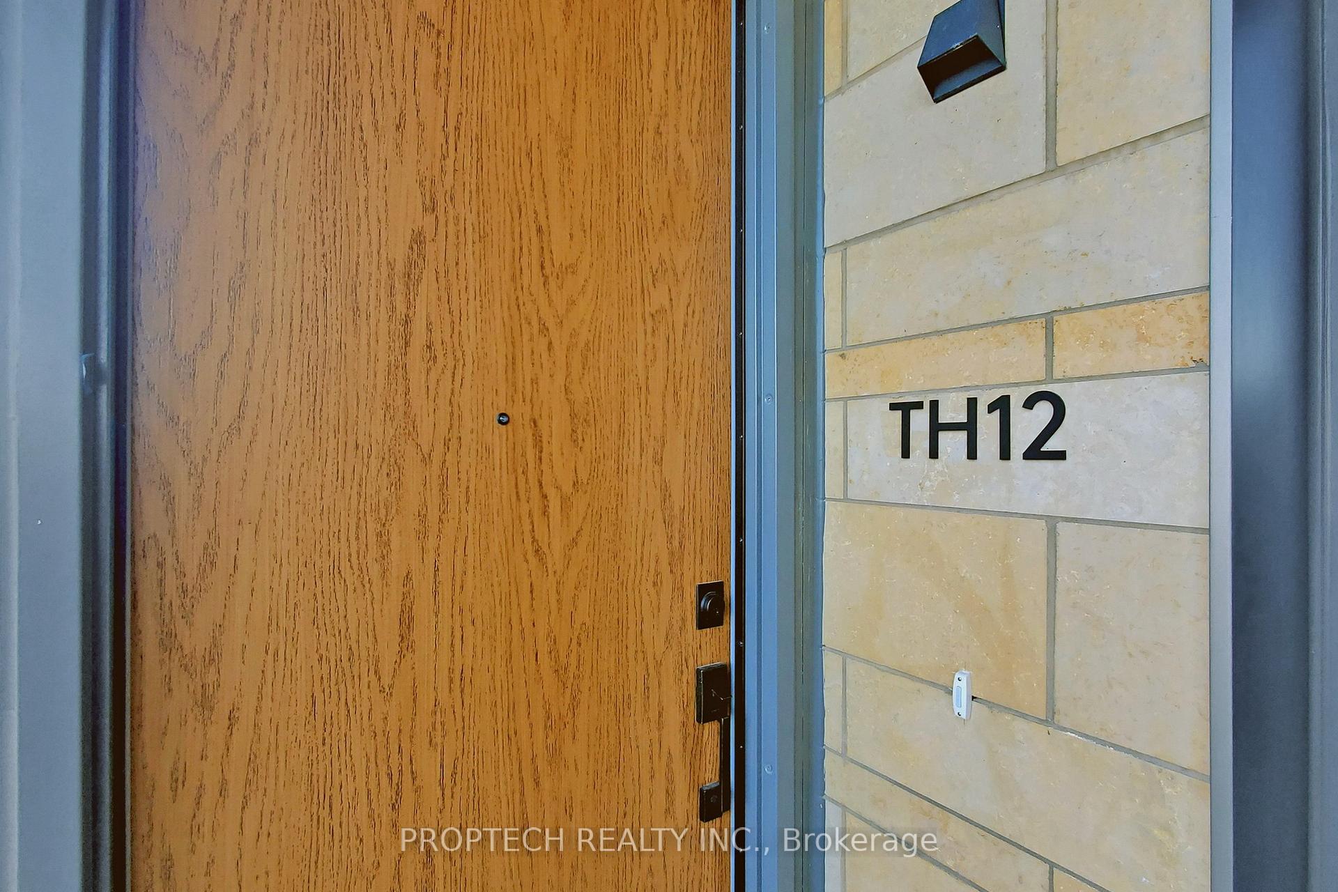 Photo 3 of Unit TH12, 7 Buttermill Avenue, Vaughan, Vaughan Corporate Centre — HOMEH