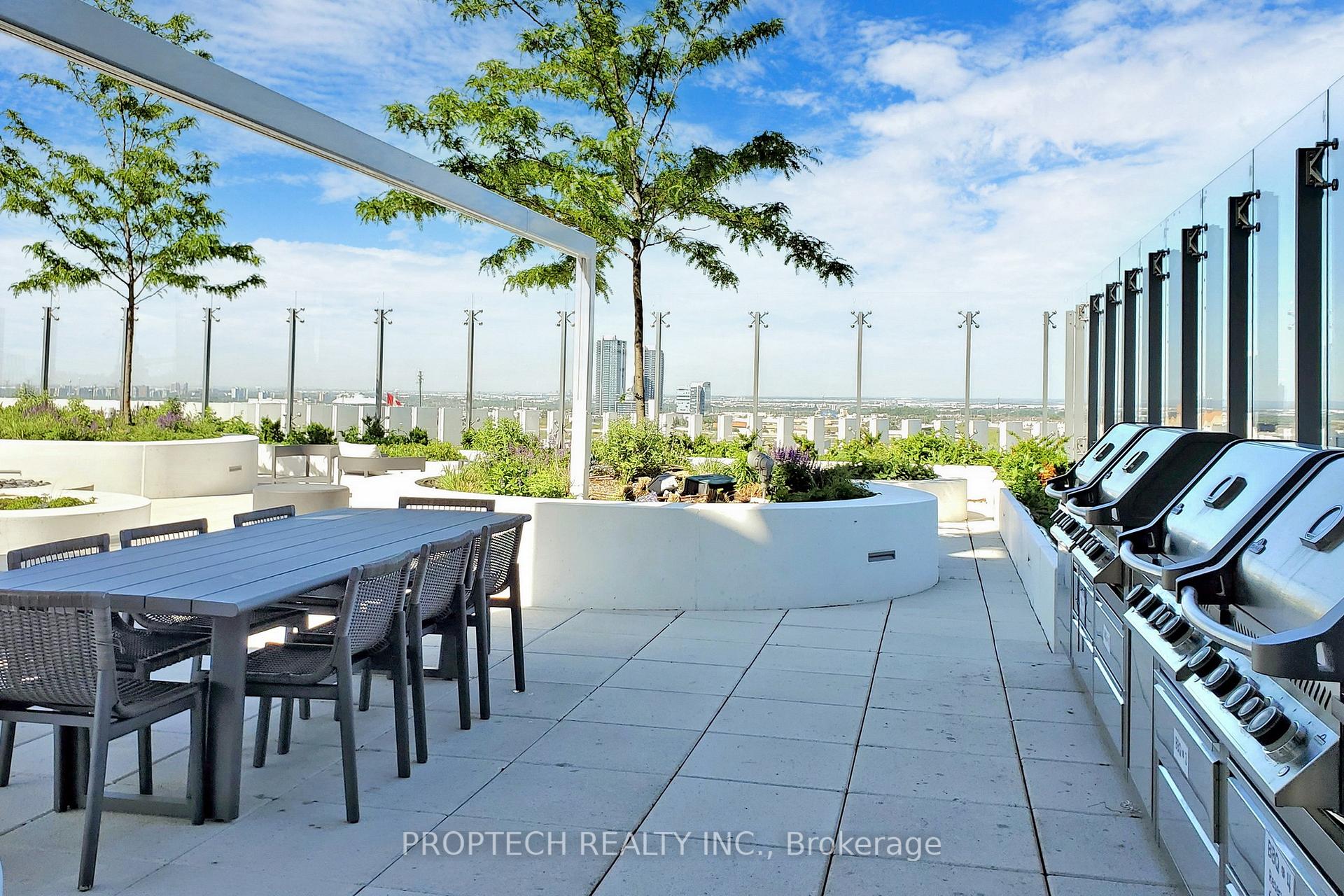 Photo 24 of Unit TH12, 7 Buttermill Avenue, Vaughan, Vaughan Corporate Centre — HOMEH