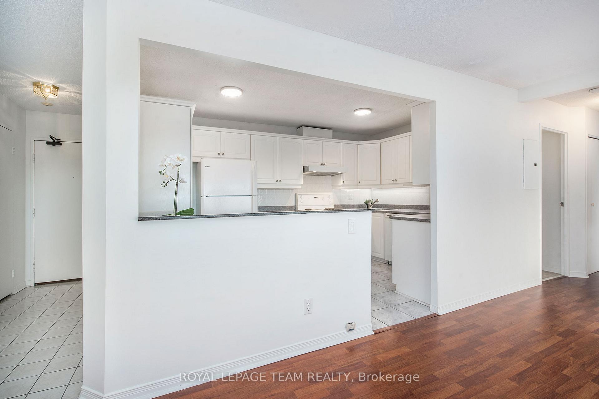 Photo 10 of Unit 804, 40 Landry Street, Ottawa, Vanier — HOMEH