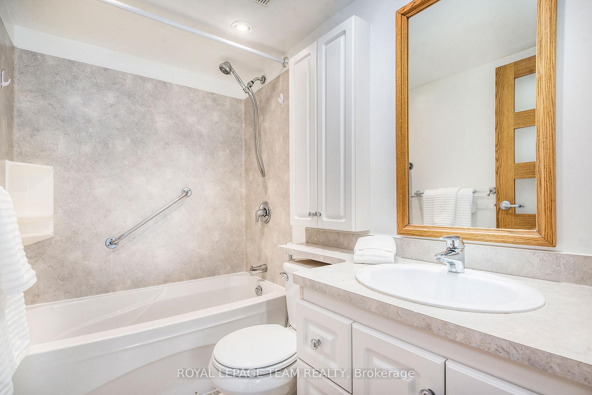 Photo 20 of Unit 804, 40 Landry Street, Ottawa, Vanier — HOMEH