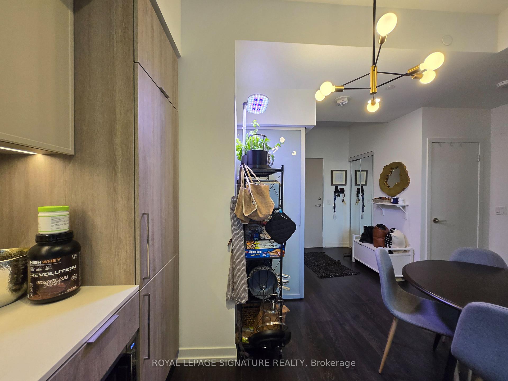 Photo 14 of Unit 801, 2020 Bathurst Street, Toronto, Humewood-Cedarvale — HOMEH