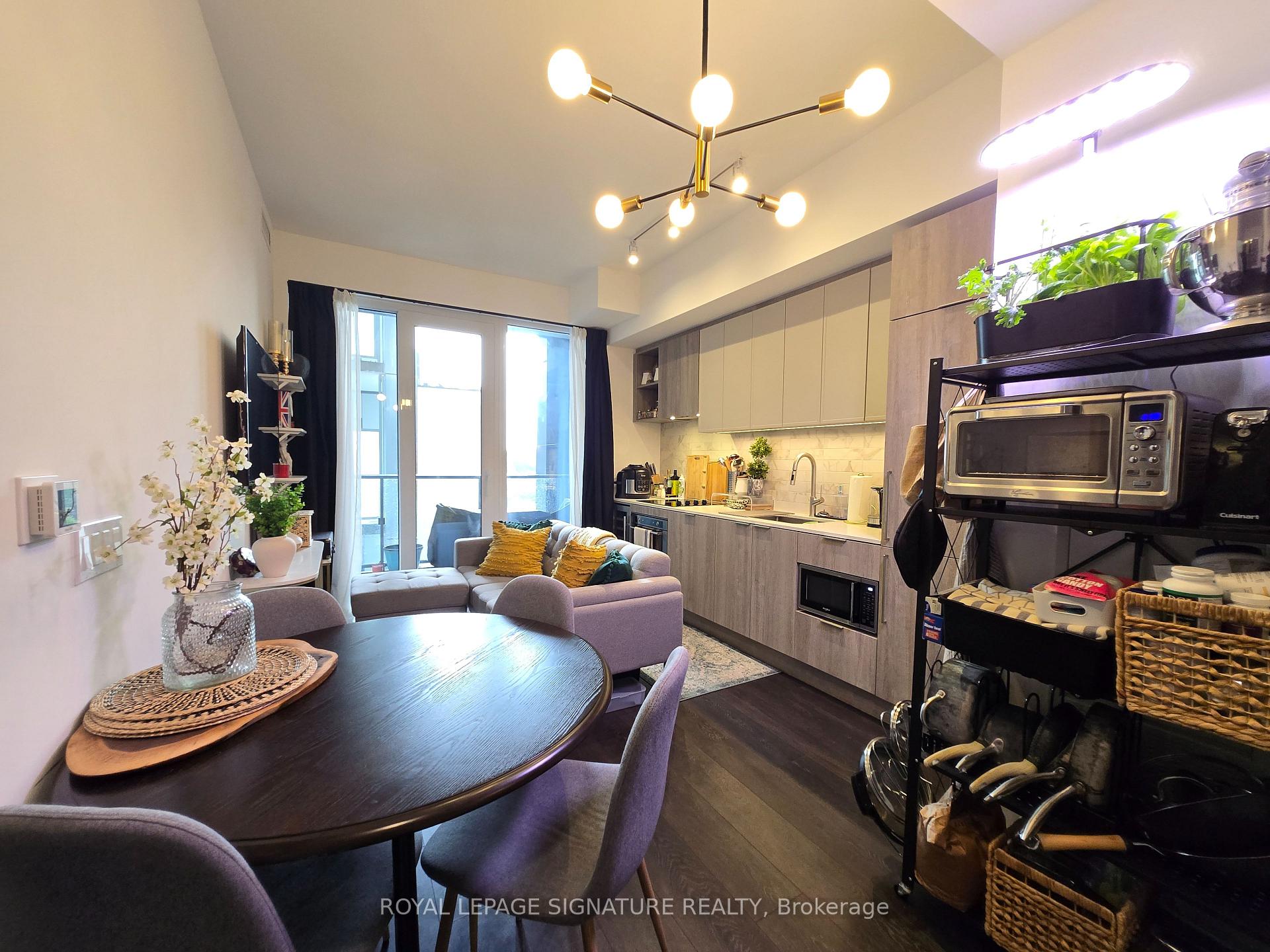 Photo 15 of Unit 801, 2020 Bathurst Street, Toronto, Humewood-Cedarvale — HOMEH