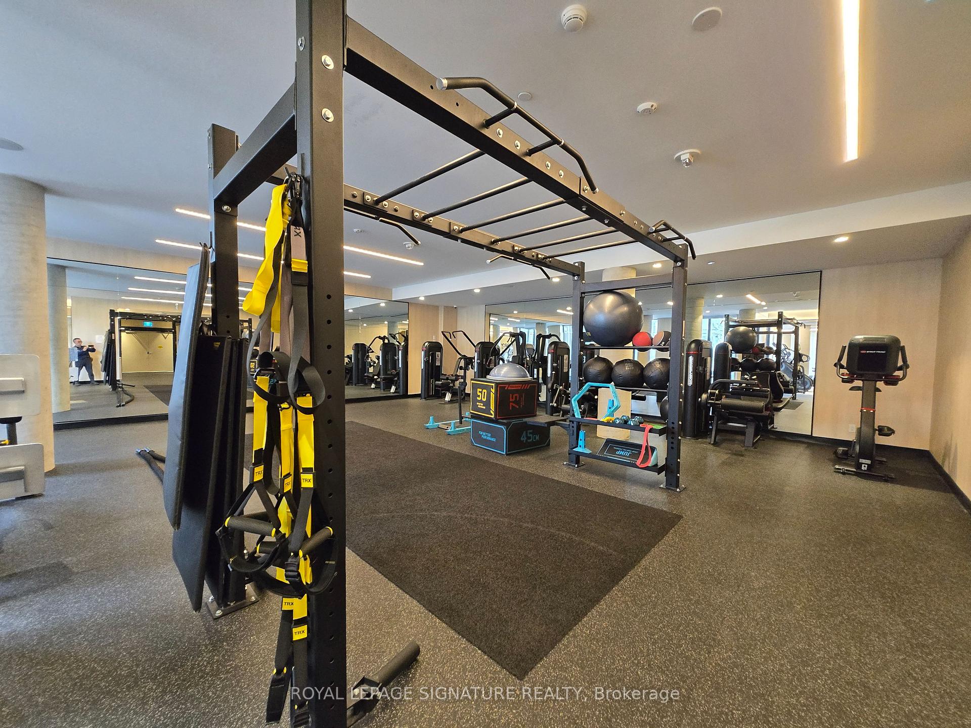 Photo 16 of Unit 801, 2020 Bathurst Street, Toronto, Humewood-Cedarvale — HOMEH
