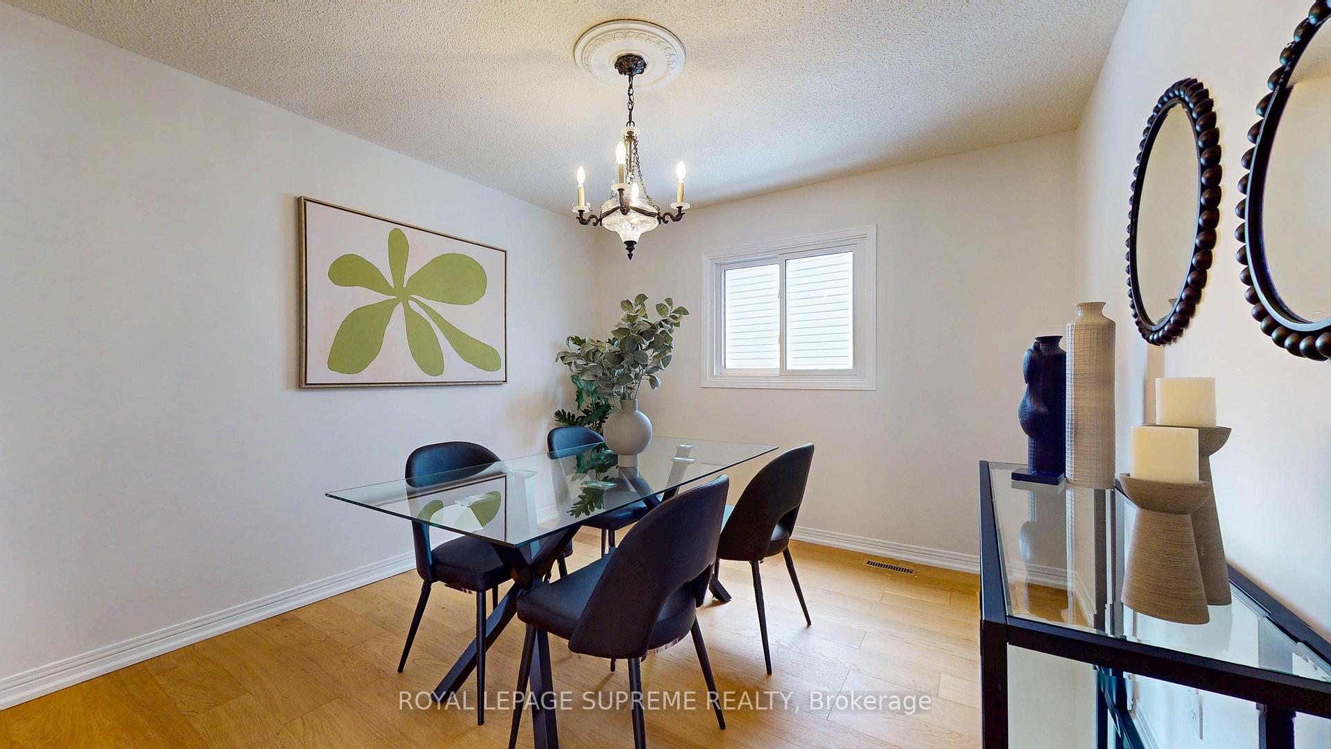 Photo 7 of 124 Browning Trail, Barrie, Letitia Heights — HOMEH
