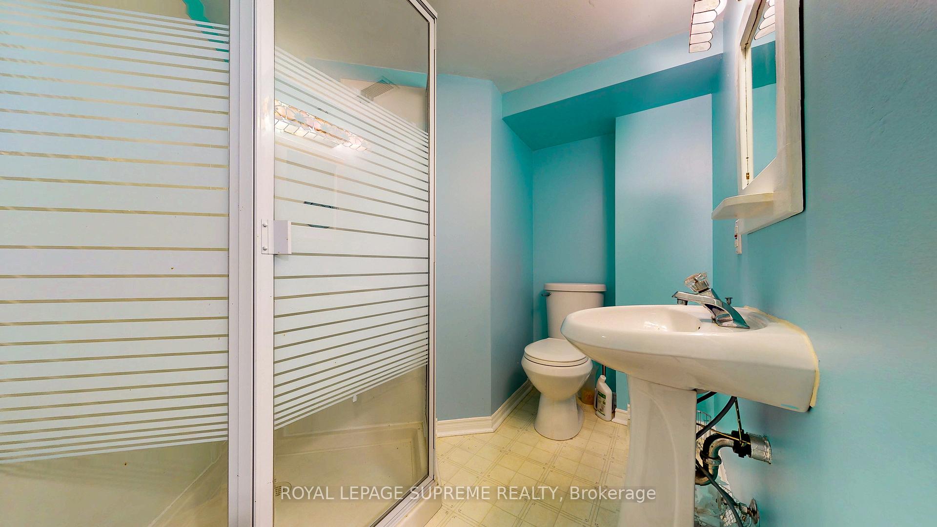 Photo 38 of 124 Browning Trail, Barrie, Letitia Heights — HOMEH