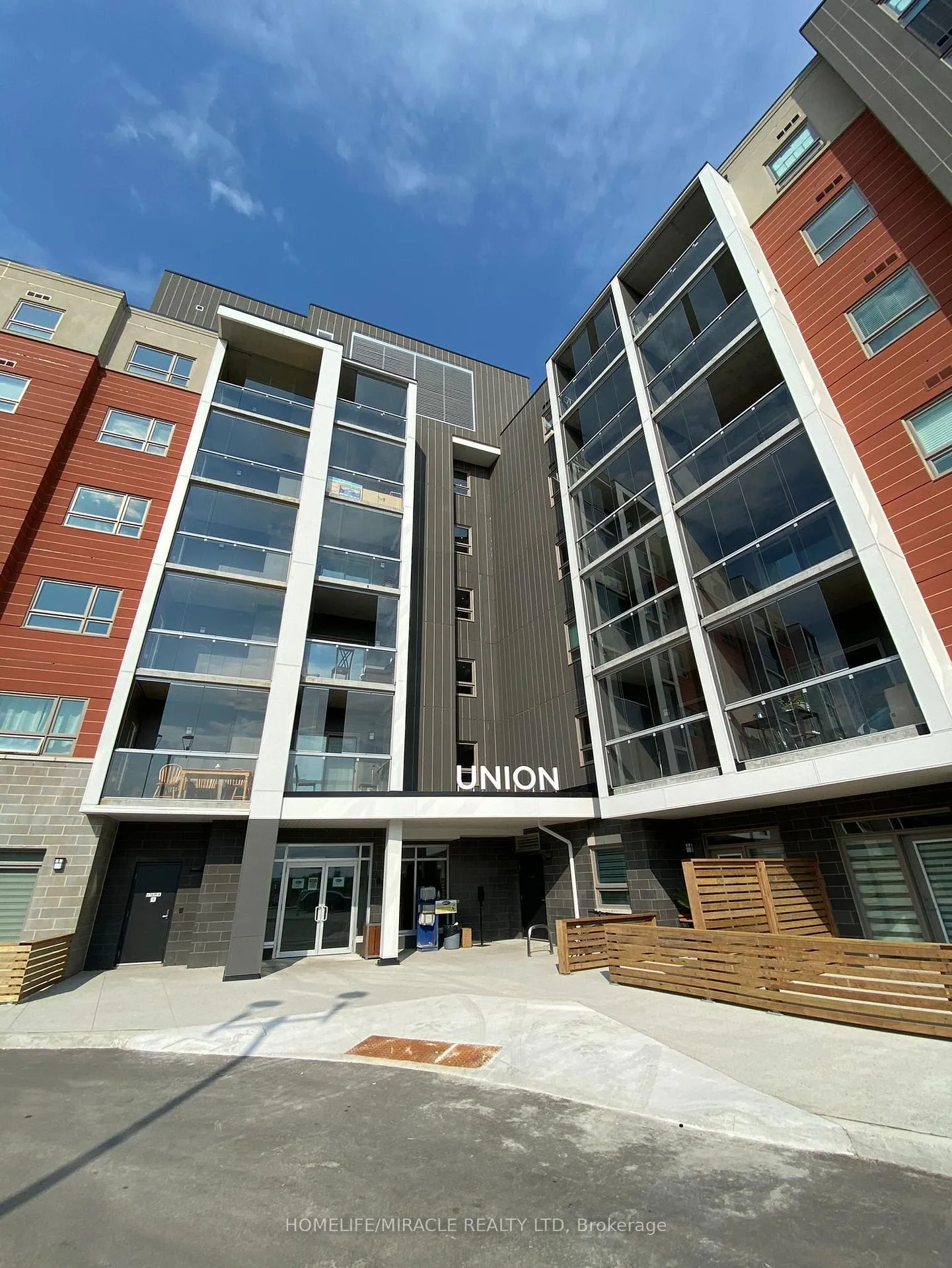 Front of Unit 508, 200 Lagerfeld Drive