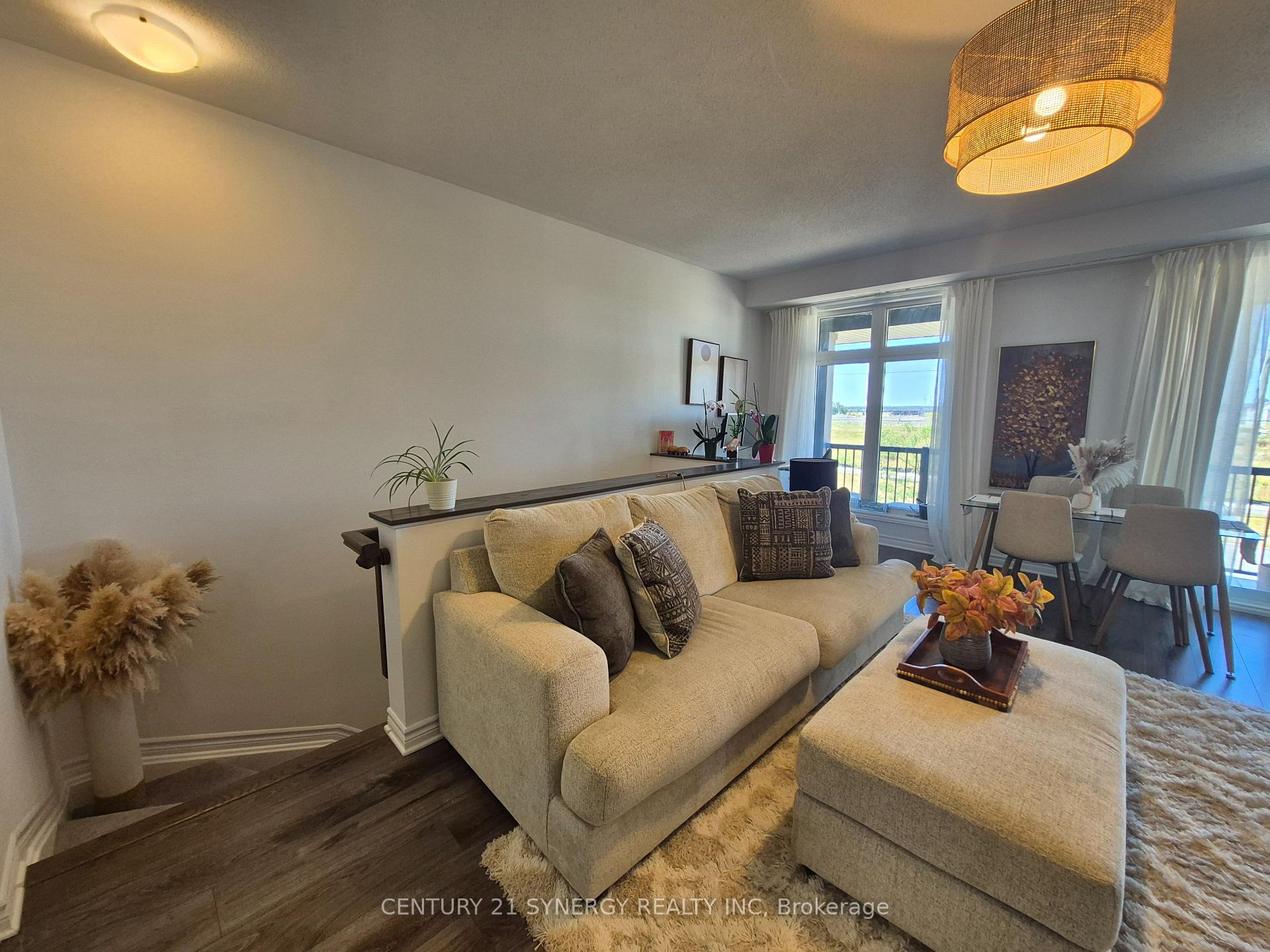 Photo 4 of Unit I, 30 Jaguar Private, Ottawa, Kanata - Emerald Meadows/Trailwest — HOMEH
