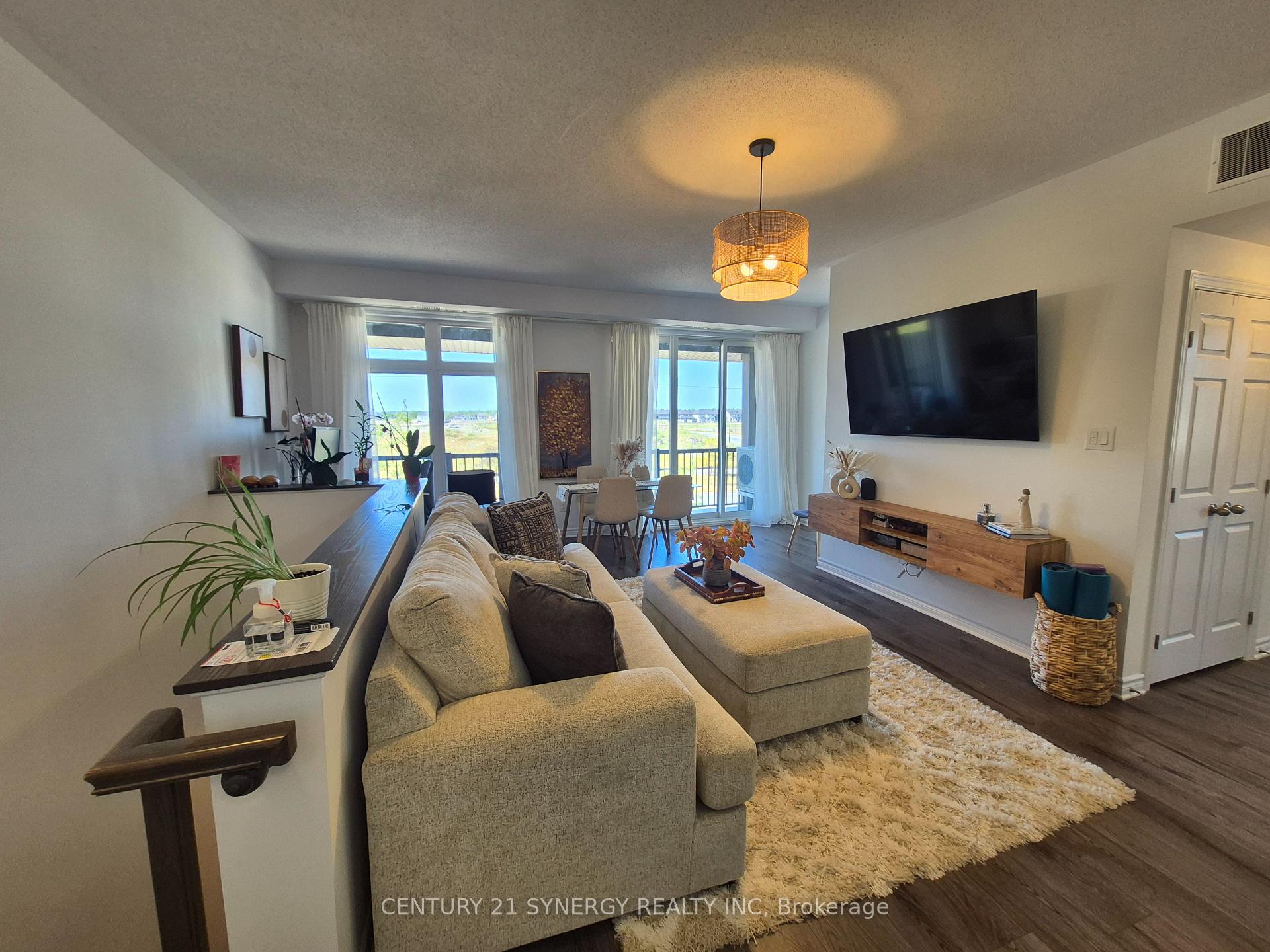 Photo 5 of Unit I, 30 Jaguar Private, Ottawa, Kanata - Emerald Meadows/Trailwest — HOMEH