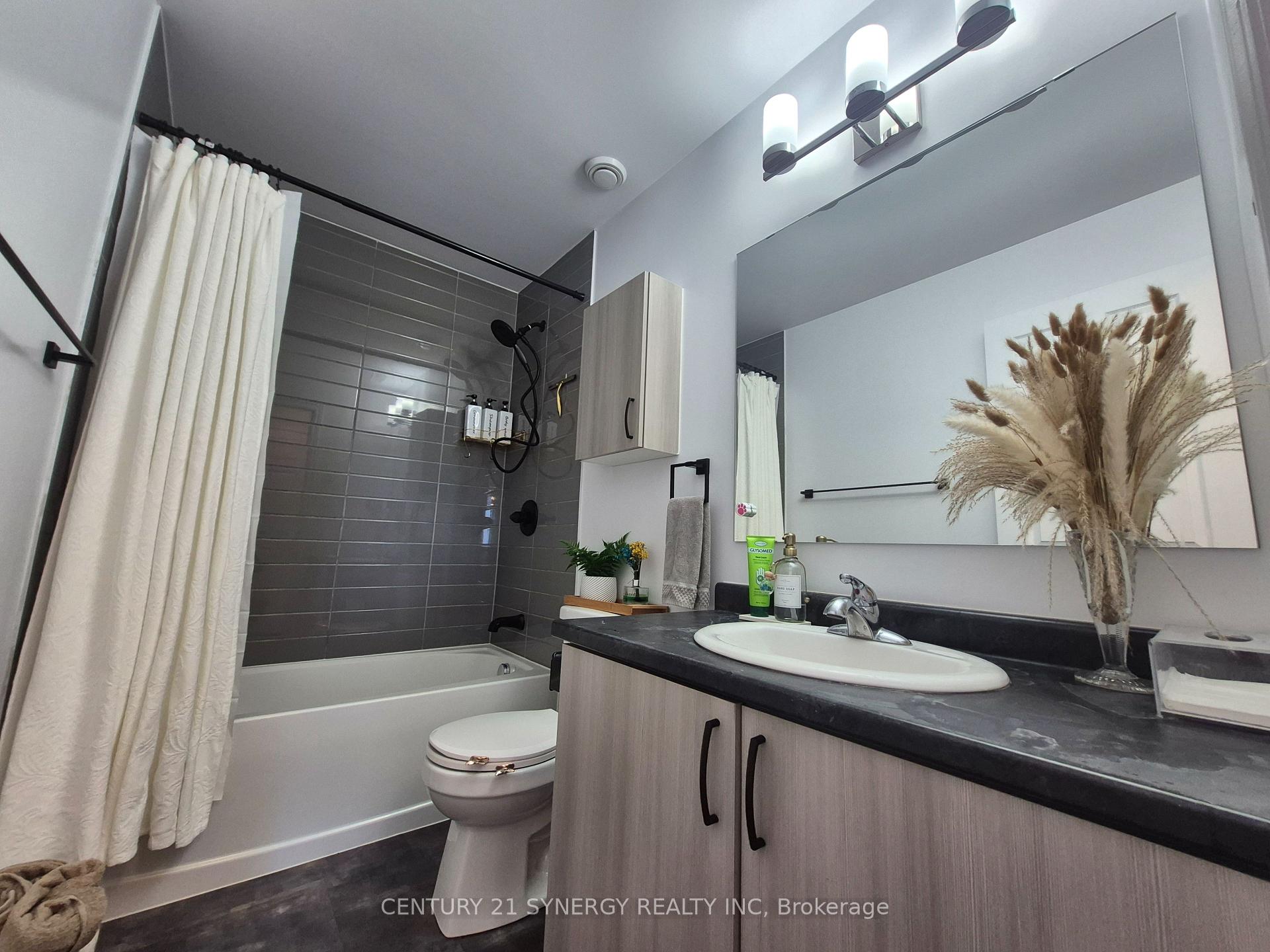Photo 15 of Unit I, 30 Jaguar Private, Ottawa, Kanata - Emerald Meadows/Trailwest — HOMEH