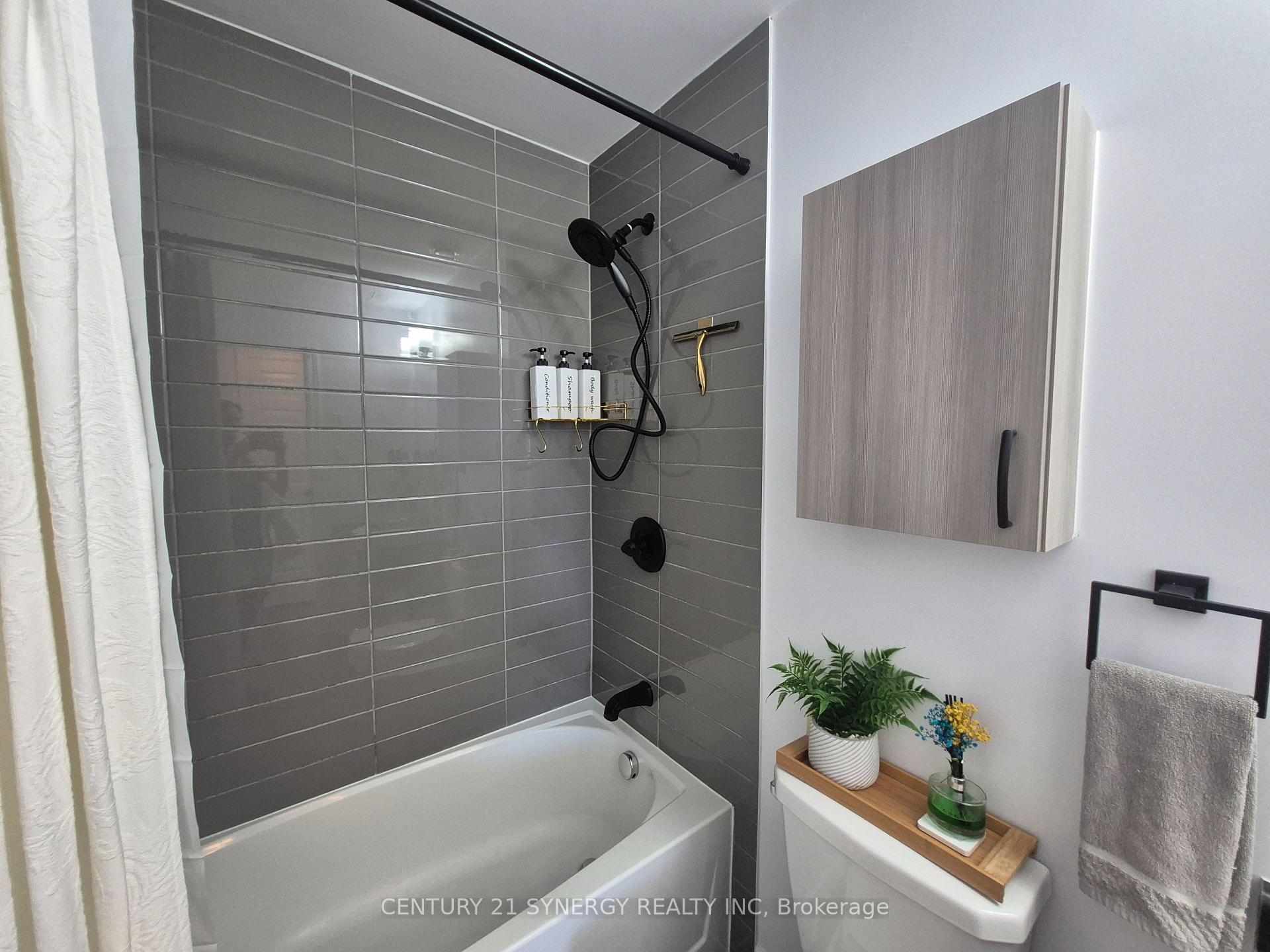 Photo 16 of Unit I, 30 Jaguar Private, Ottawa, Kanata - Emerald Meadows/Trailwest — HOMEH