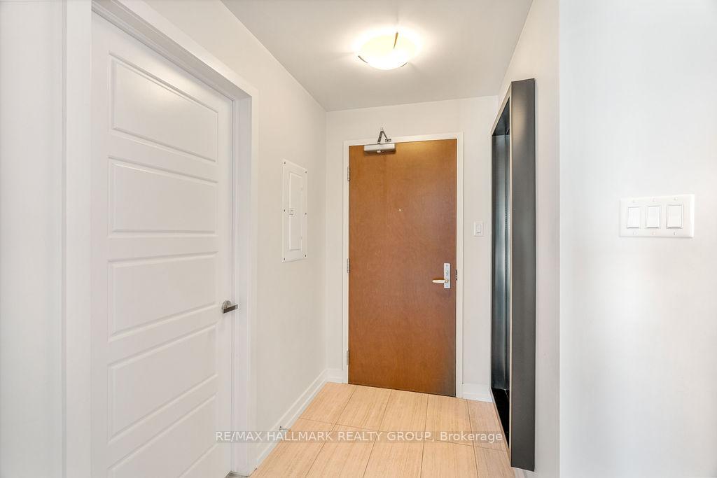 Photo 5 of Unit 210, 330 Titan Private, Ottawa, Borden Farm/Stewart Farm/Carleton Heights/Parkwood Hills — HOMEH