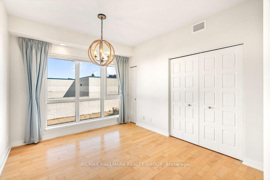 Photo 16 of Unit 210, 330 Titan Private, Ottawa, Borden Farm/Stewart Farm/Carleton Heights/Parkwood Hills — HOMEH