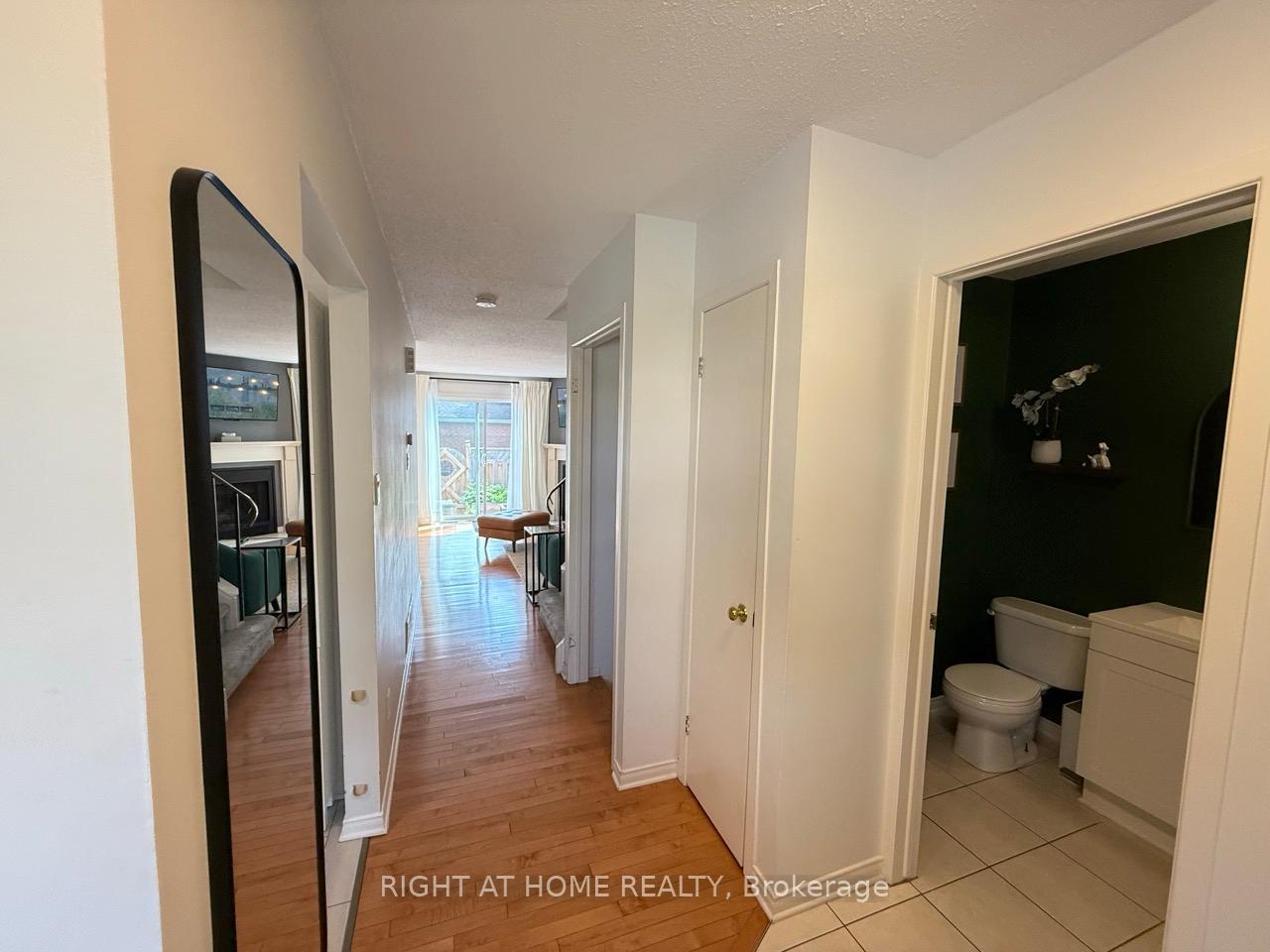 Photo 2 of Unit 16, 1097 Ewing Street, Ottawa, Hunt Club Park — HOMEH