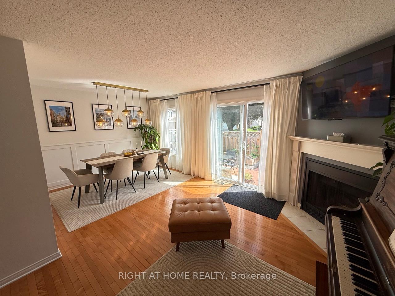 Photo 14 of Unit 16, 1097 Ewing Street, Ottawa, Hunt Club Park — HOMEH