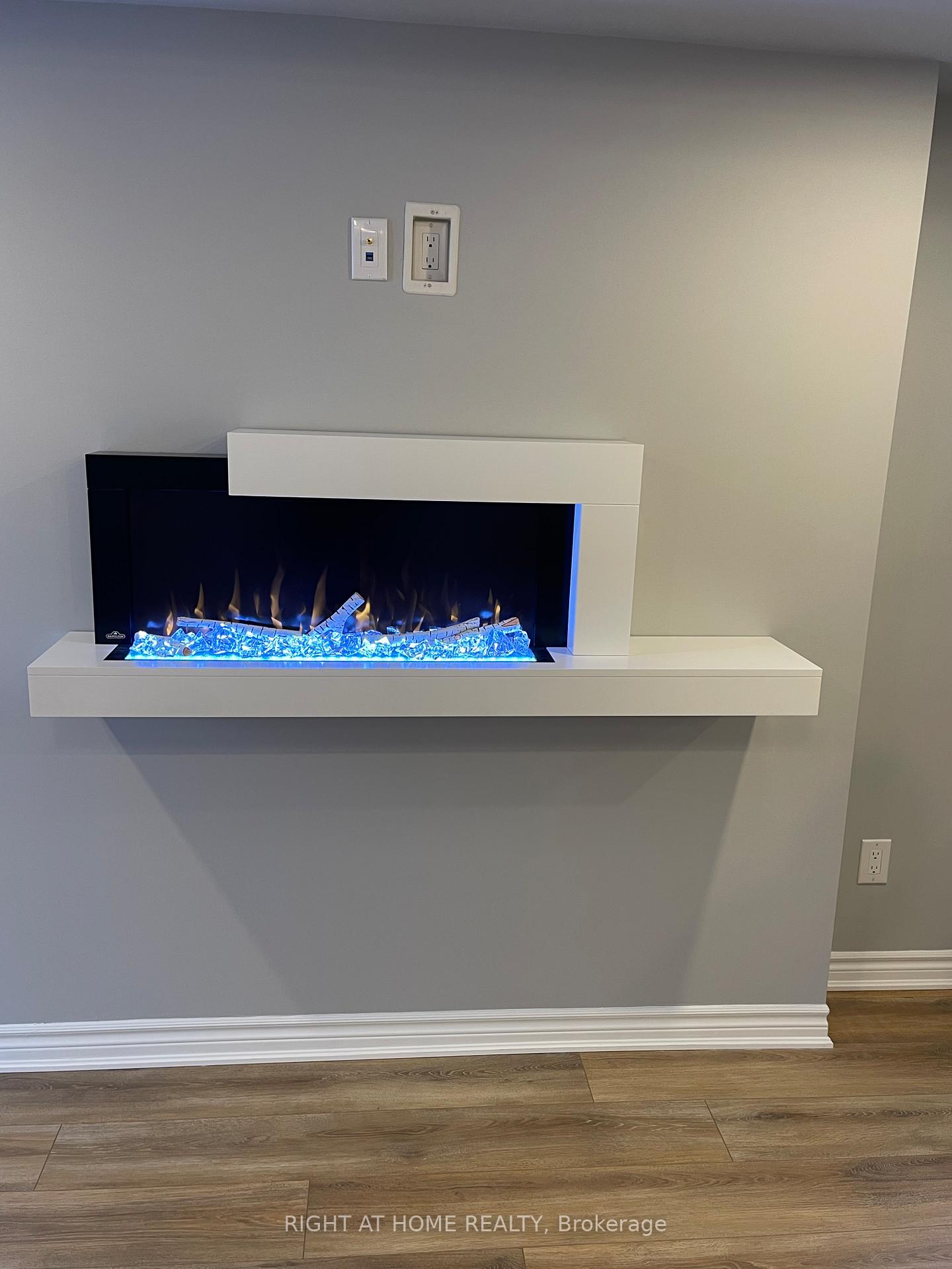Photo 4 of 712 Lapland Private, Ottawa, Kanata - Emerald Meadows/Trailwest — HOMEH