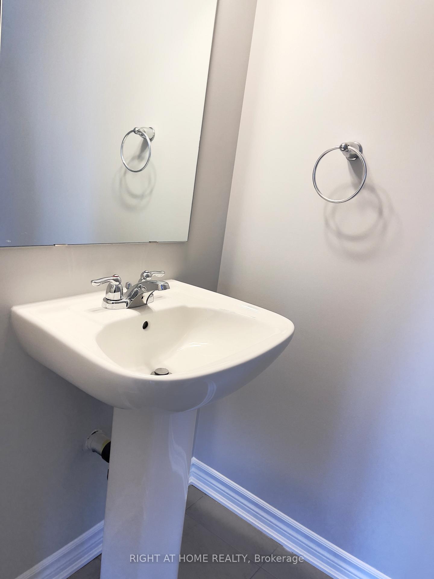 Photo 5 of 712 Lapland Private, Ottawa, Kanata - Emerald Meadows/Trailwest — HOMEH