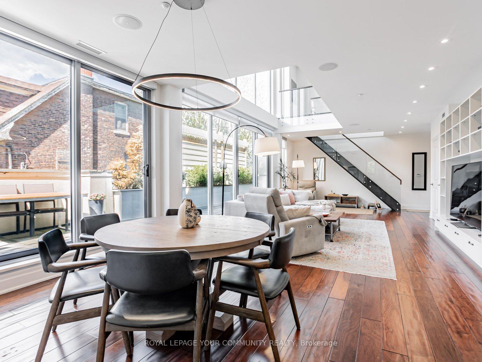Photo 7 of Unit 206, 1 Rainsford Road, Toronto, The Beaches — HOMEH